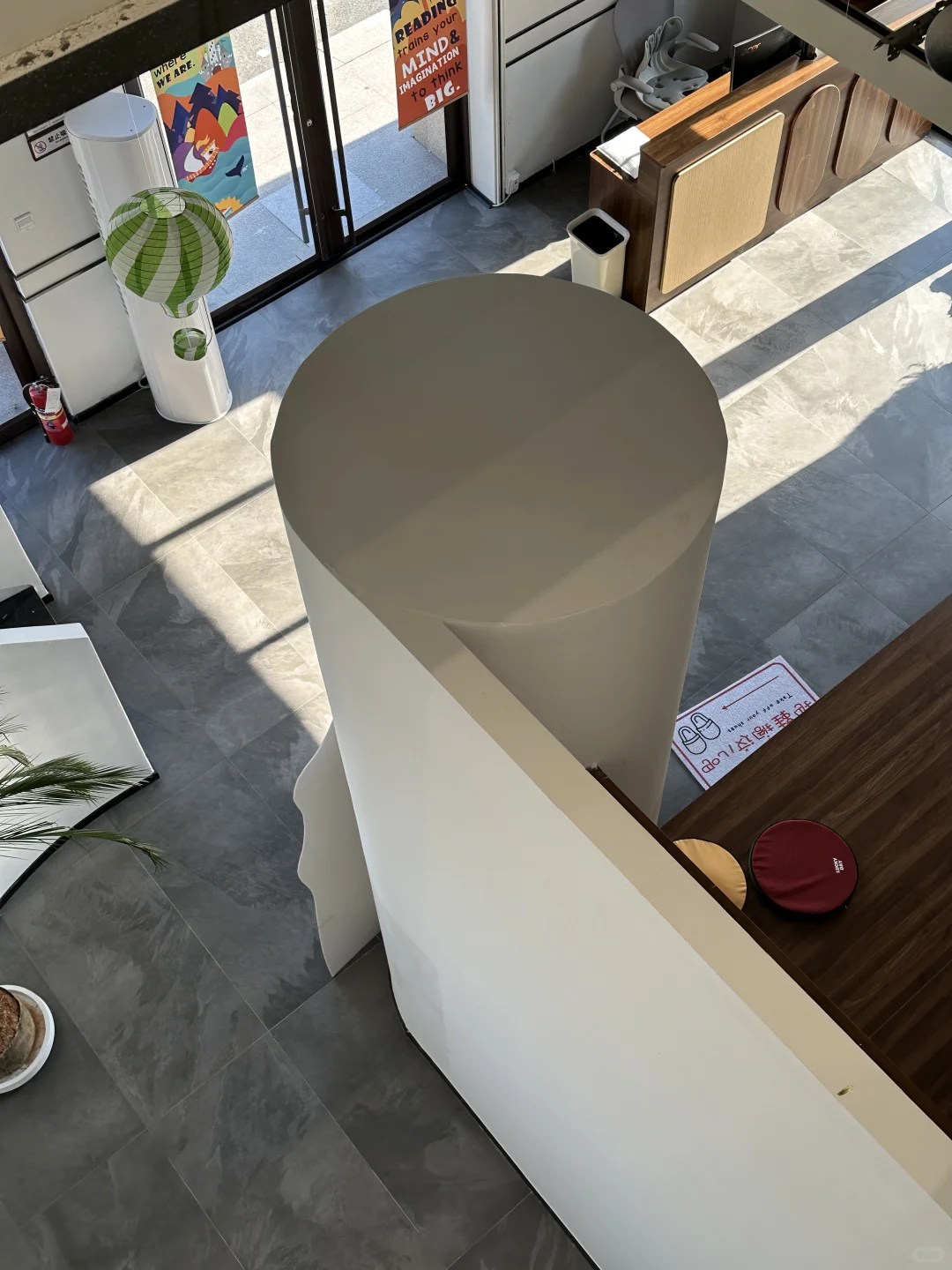 你们找不到工作，我招不到员工，哪里出问题