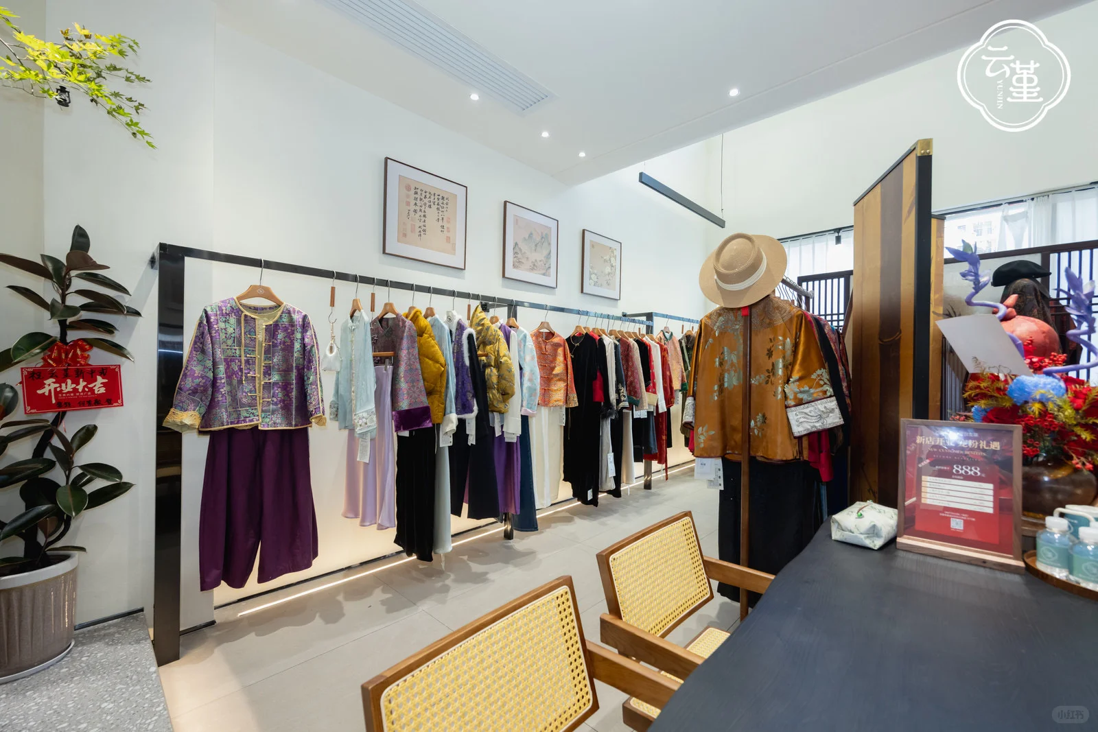 贵港万达附近有想找工作的姐妹吗？