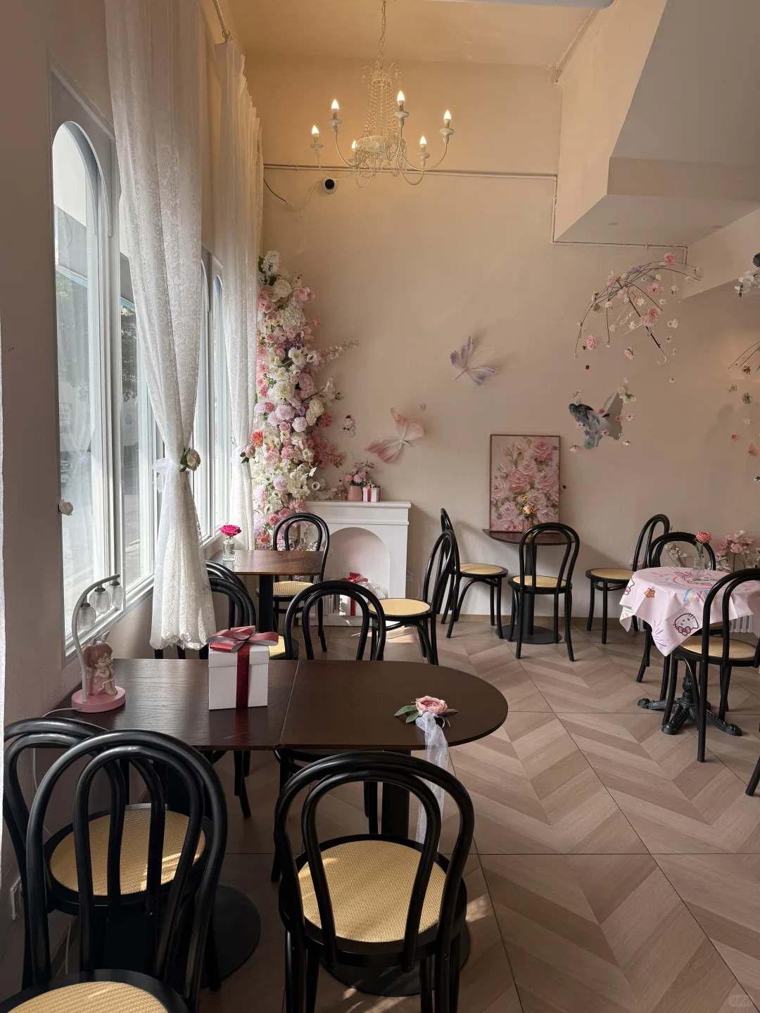 德阳咖啡店 招人