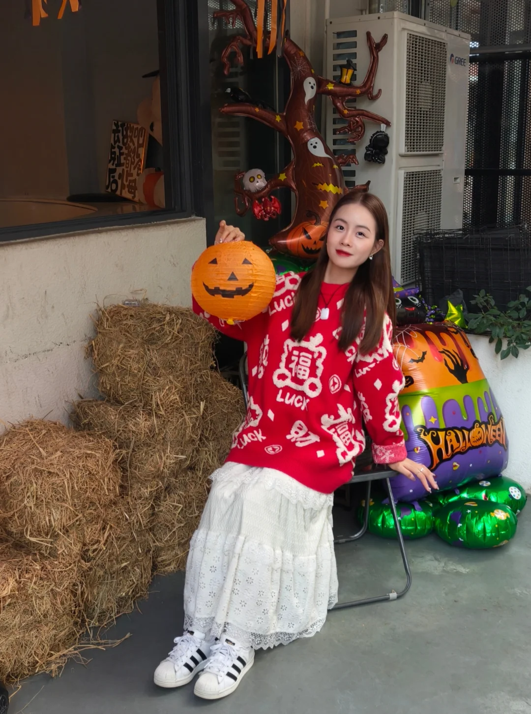 我有钱我不给你花嘛 我还想给你提路虎揽胜呢