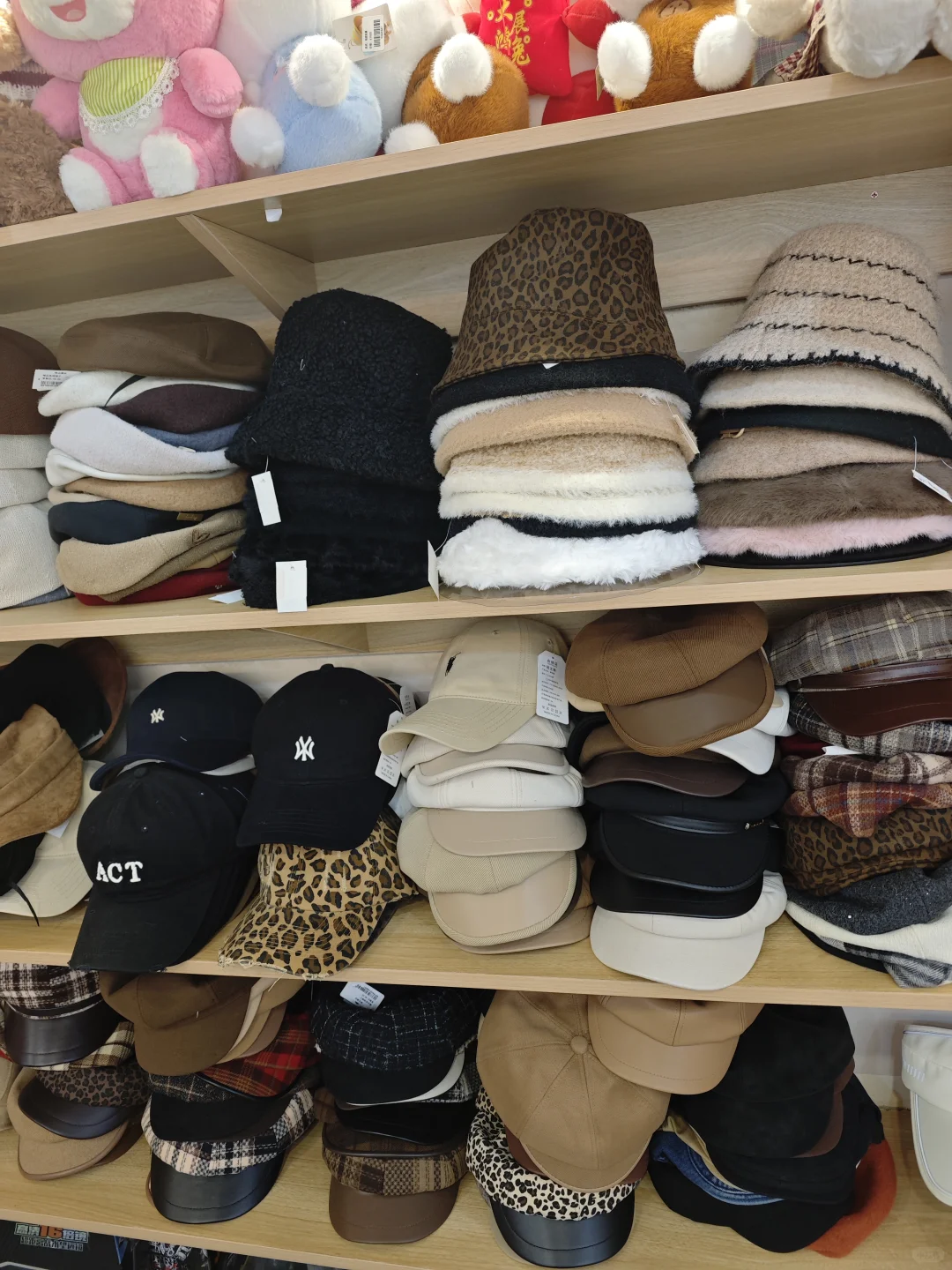 巴中巴州区中城街这家饰品店招人了