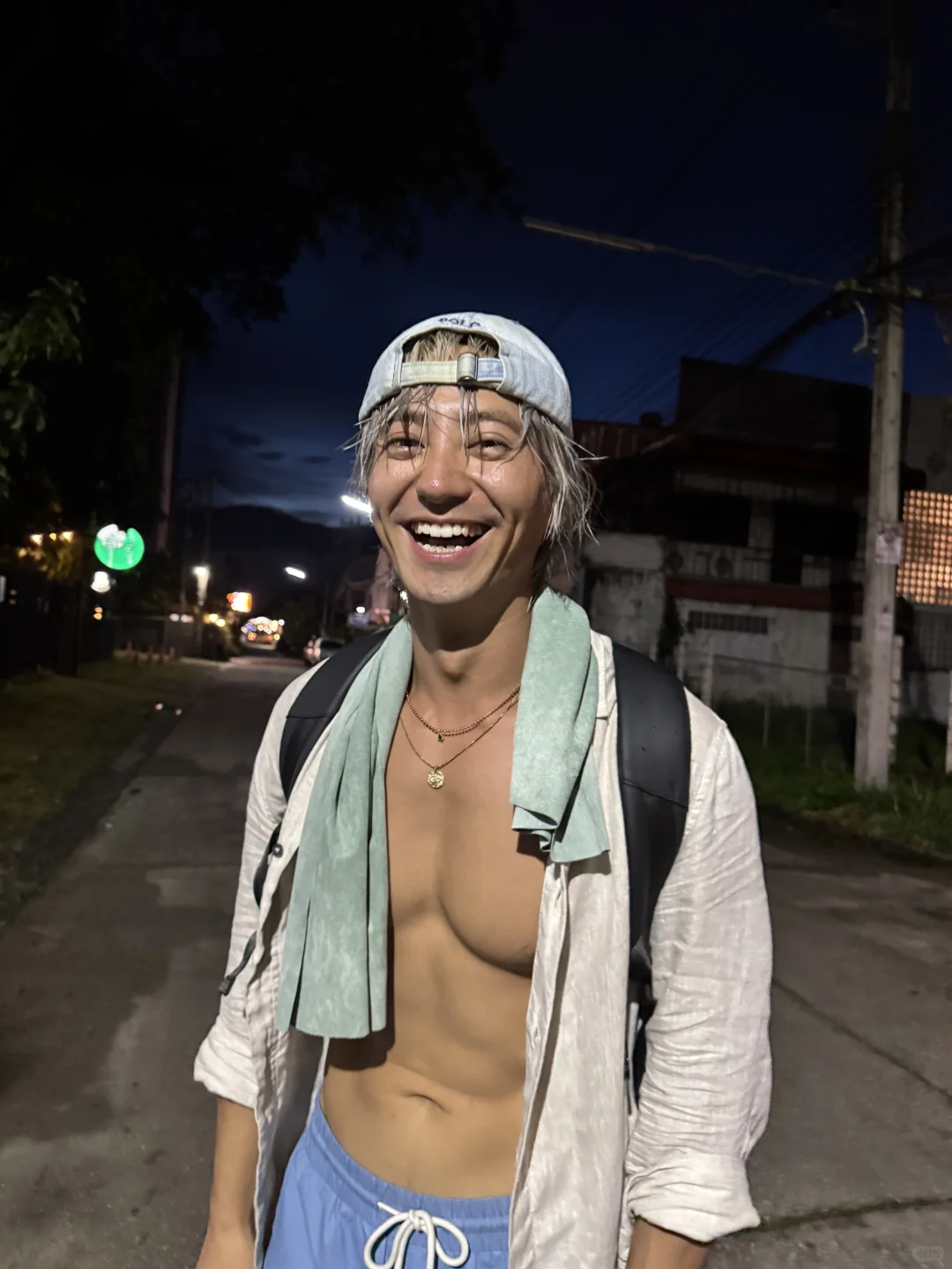 十二月有没有助理来和我过夏天！🏝️