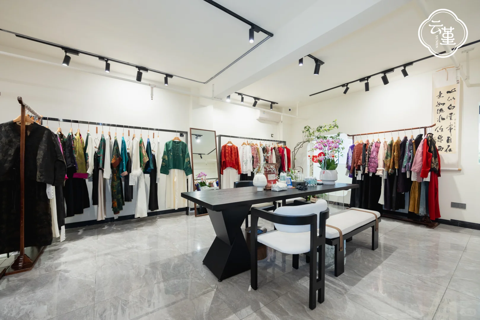 贵港万达附近有想找工作的姐妹吗？