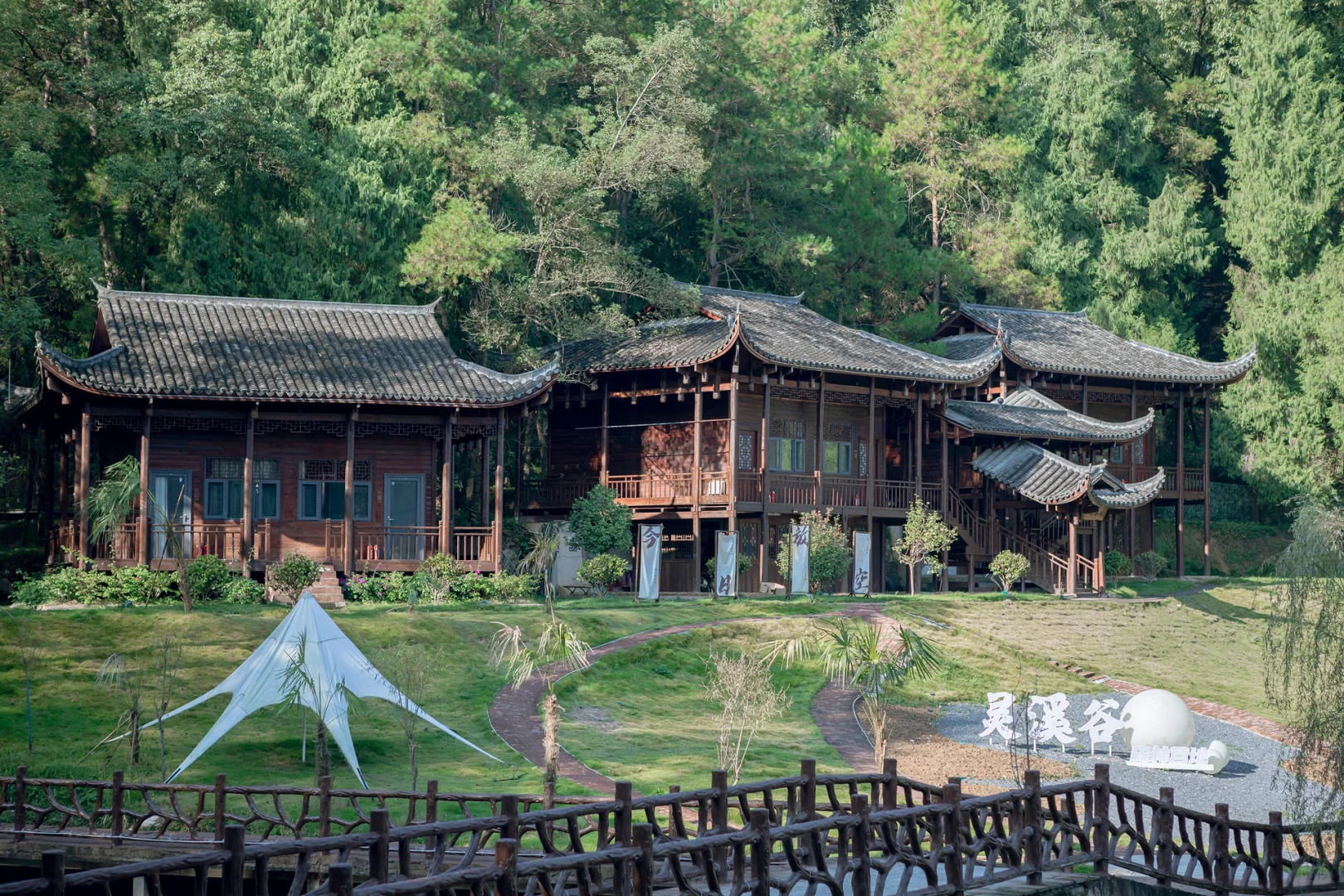 张家界核心景区招募 6-8K/月