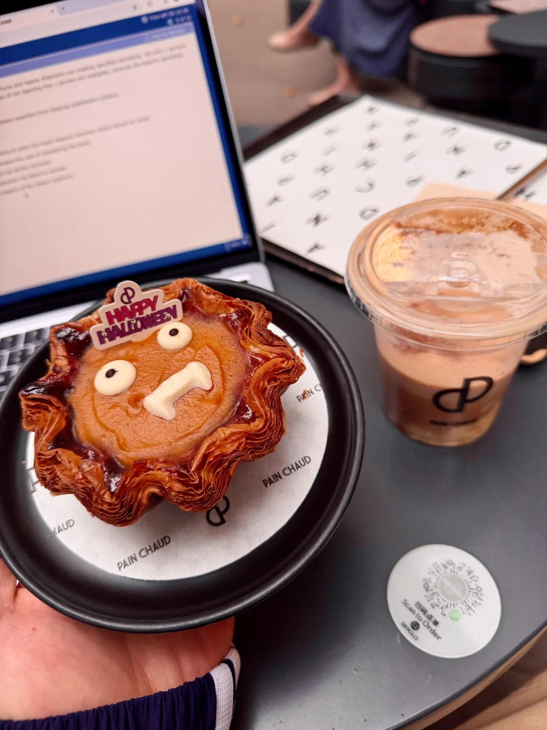 搬离了张爱玲幼居的街区