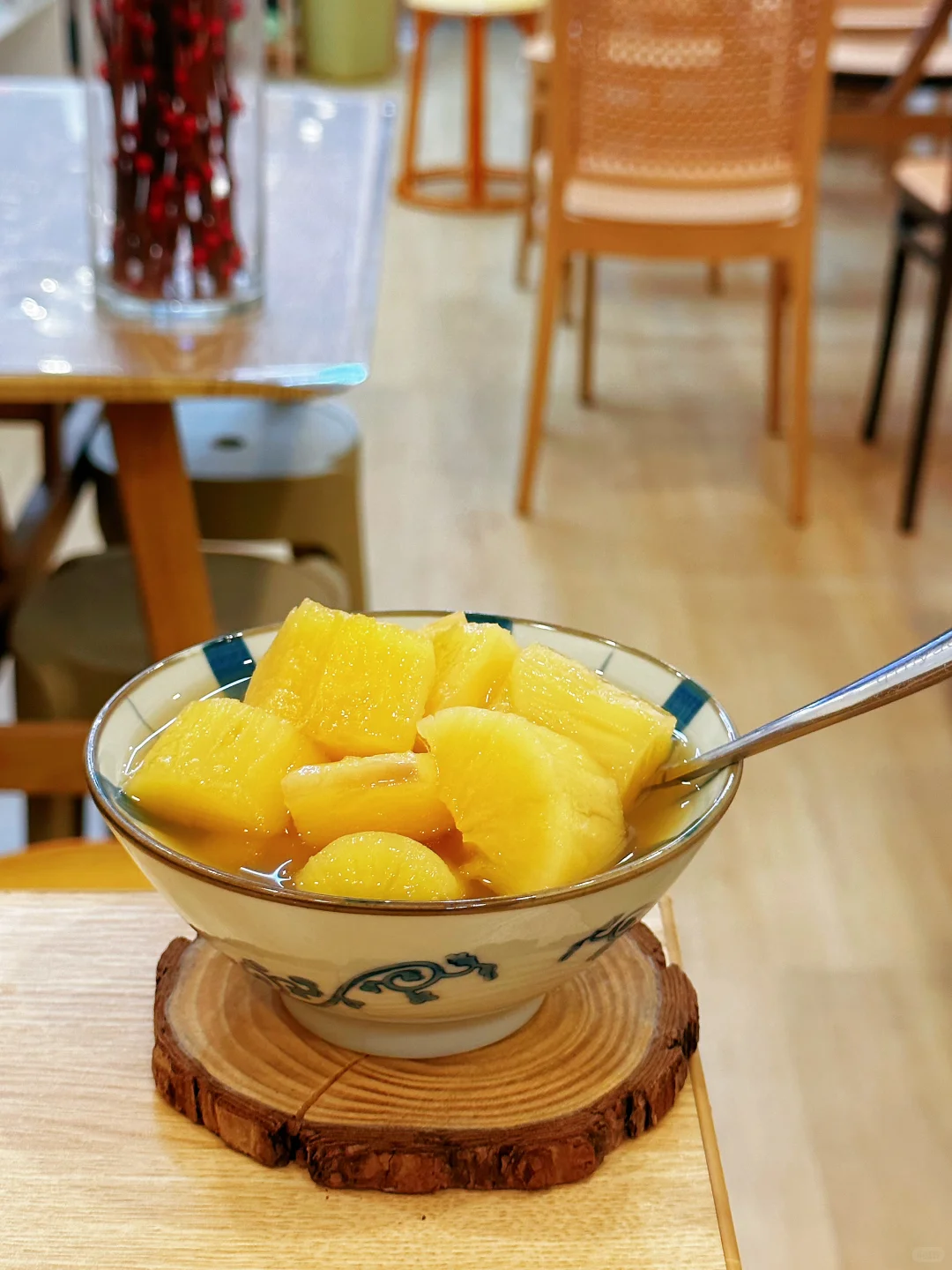 招聘一名做糖水的小姐姐！