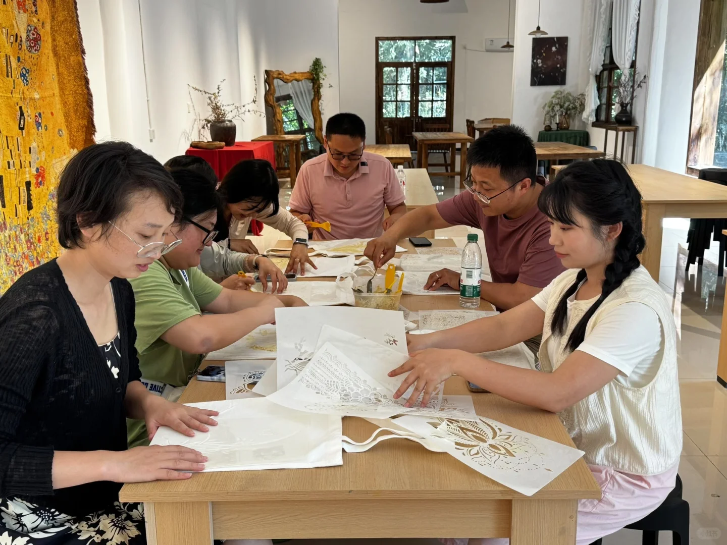 张家界核心景区招募 6-8K/月