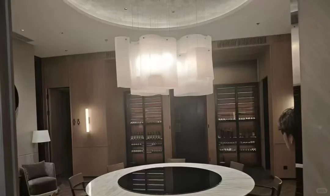 00后退伍小姐姐创业啦