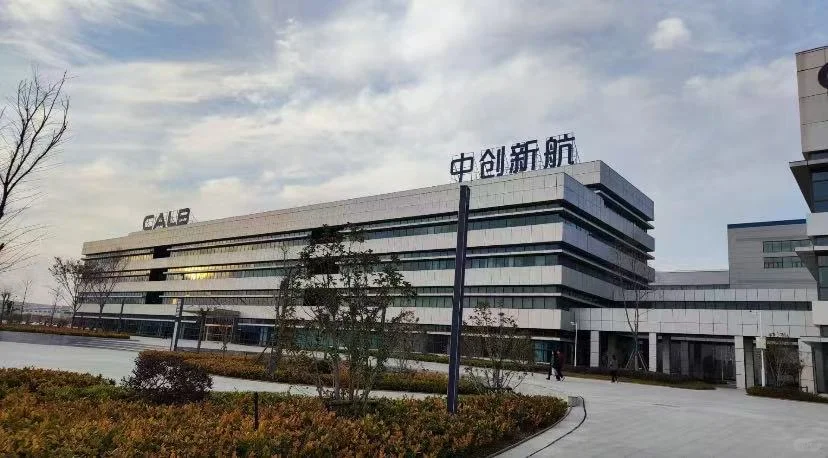 我也不想进厂啊 但一个月7000多是真的爽