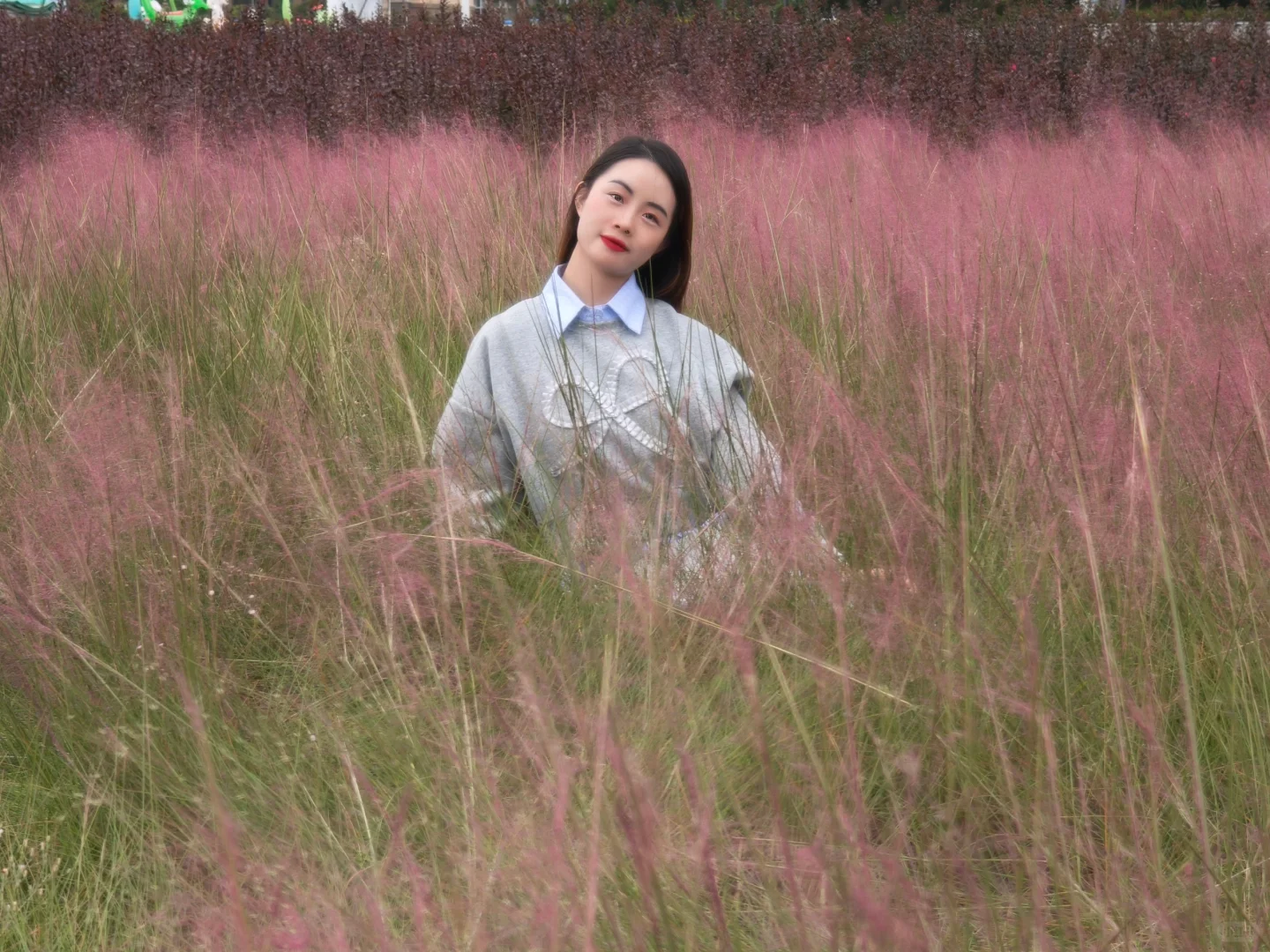 我有钱我不给你花嘛 我还想给你提路虎揽胜呢