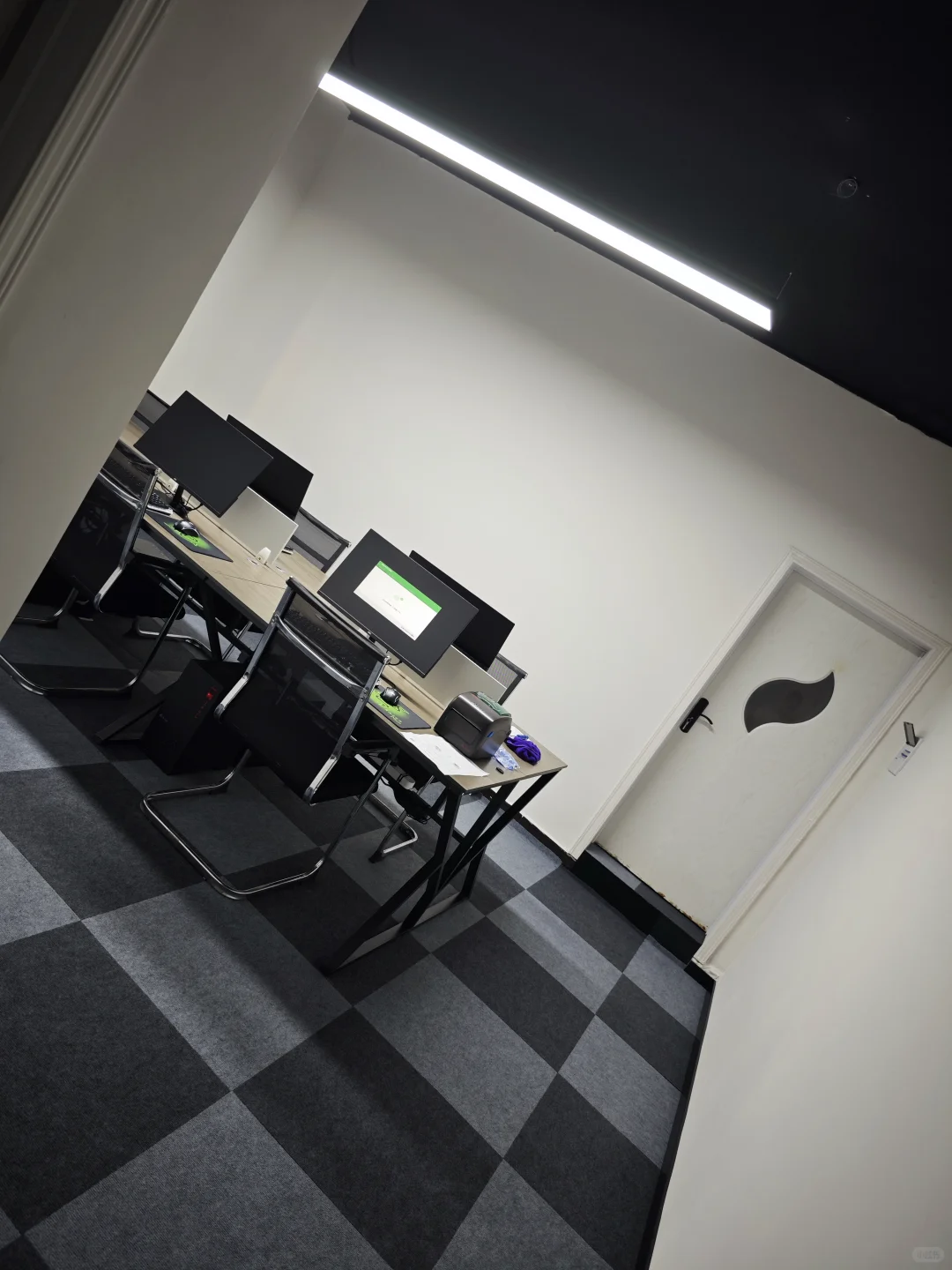 巴中宠物公司招人