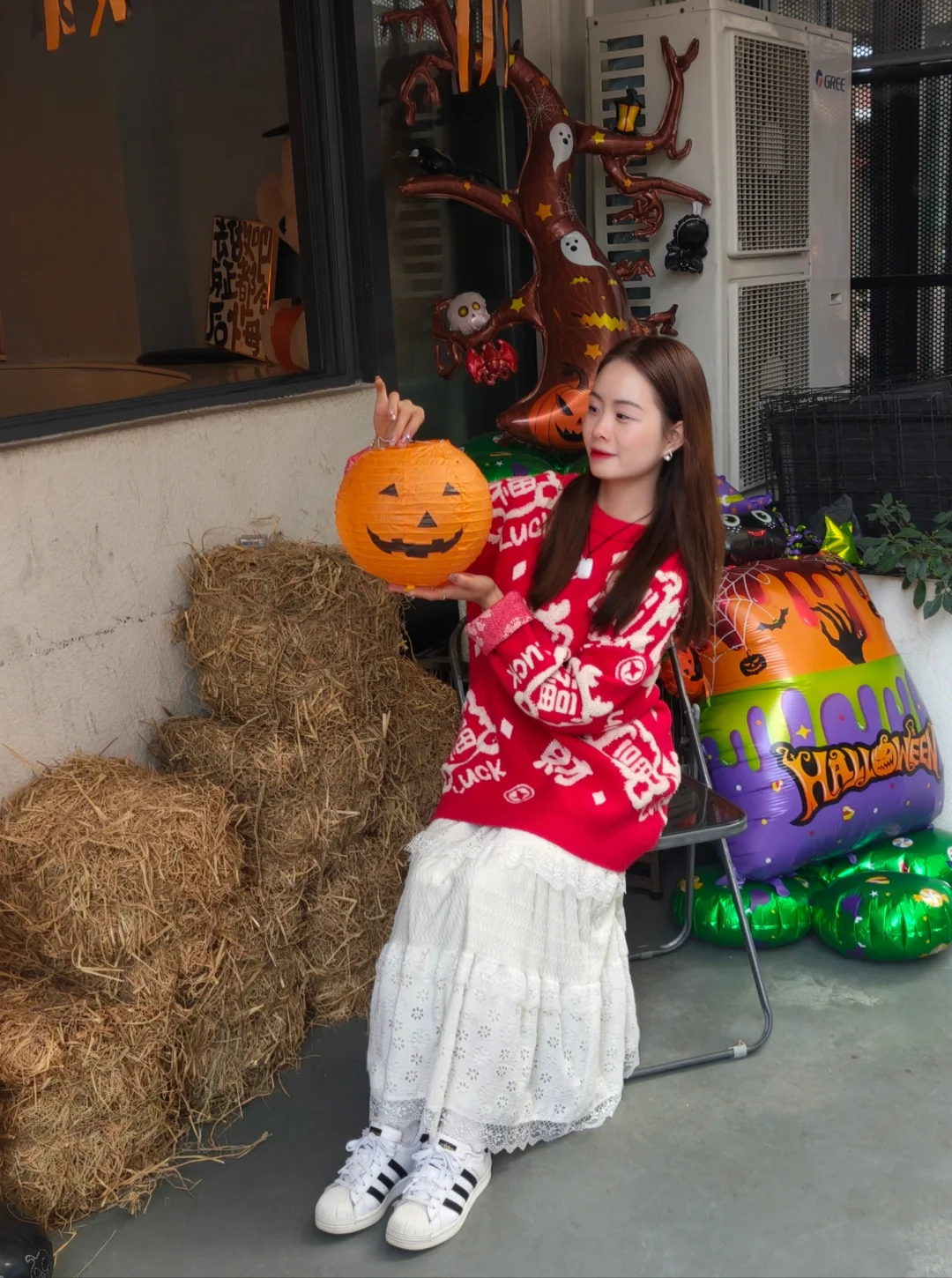 我有钱我不给你花嘛 我还想给你提路虎揽胜呢