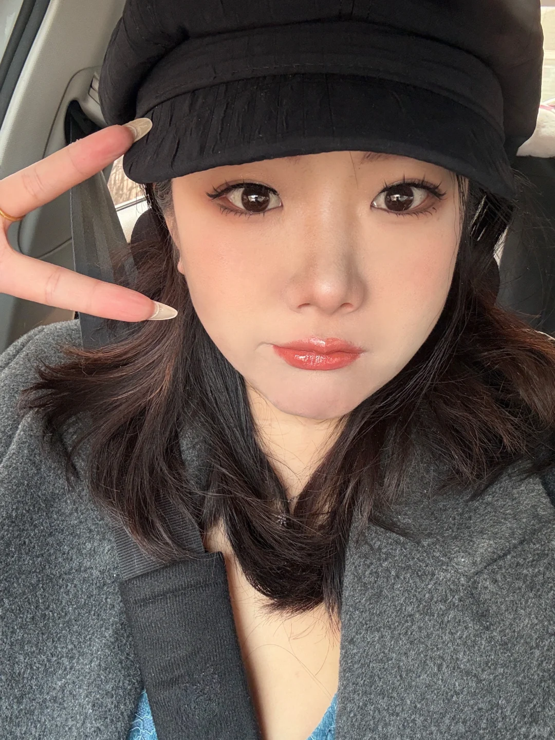 辽宁朝阳谁找双休的工作啊？