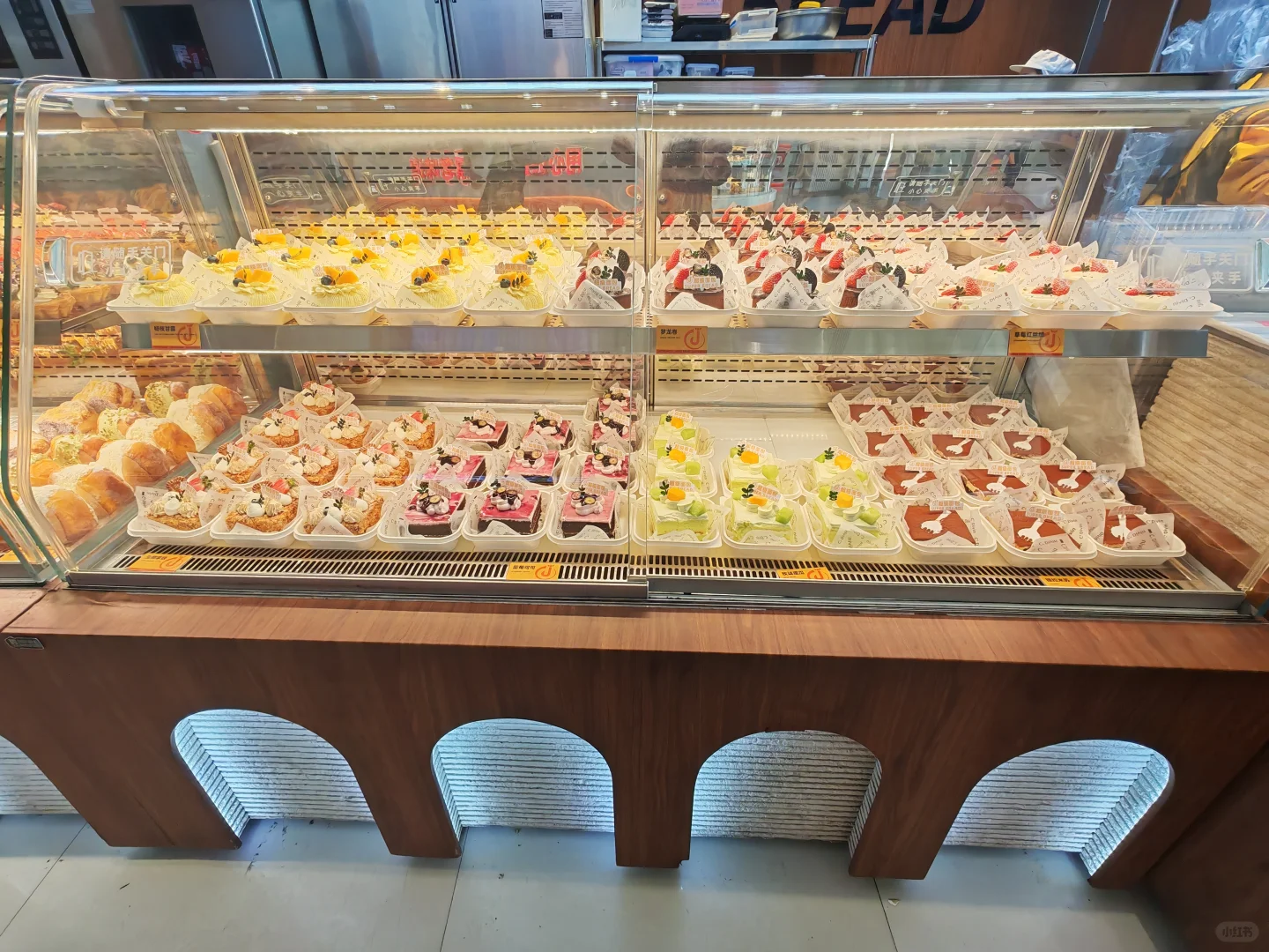 招聘营业员兼职（航空航天地铁-C口）