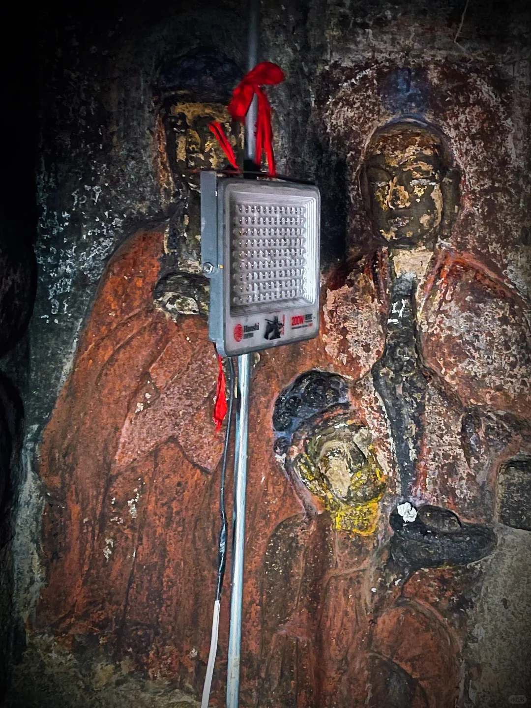 在中国漫长的石窟史上，它也是个特别的存在