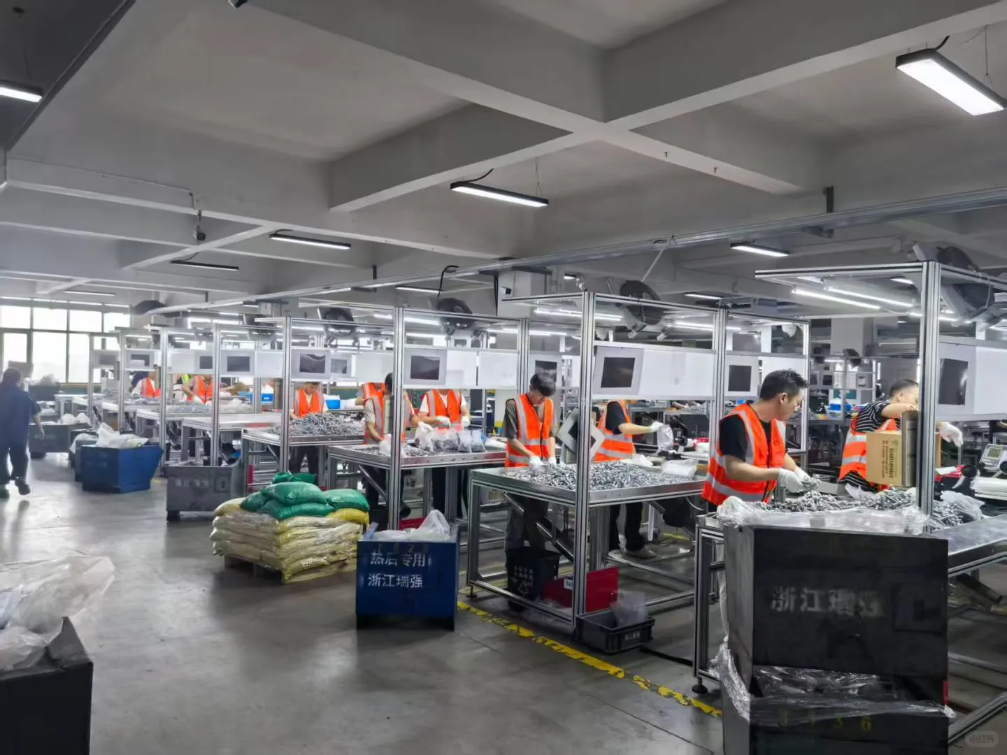 浙江温州招聘质检普工，长白班，男女不限