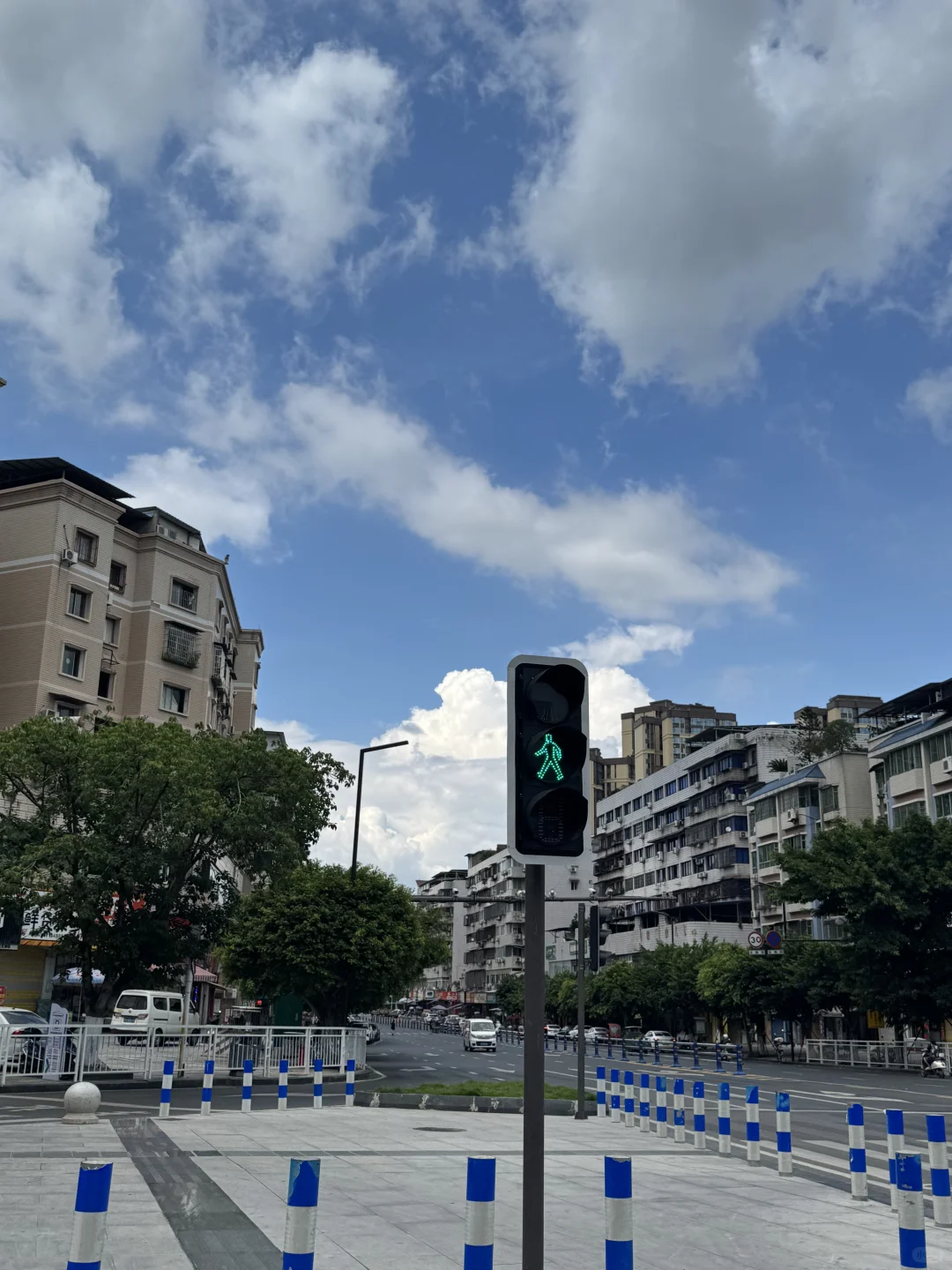 内江招助理，月薪5k