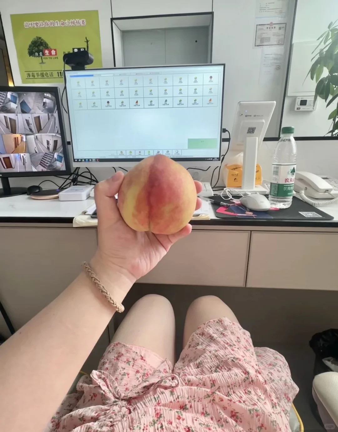 昆明急缺前台3名