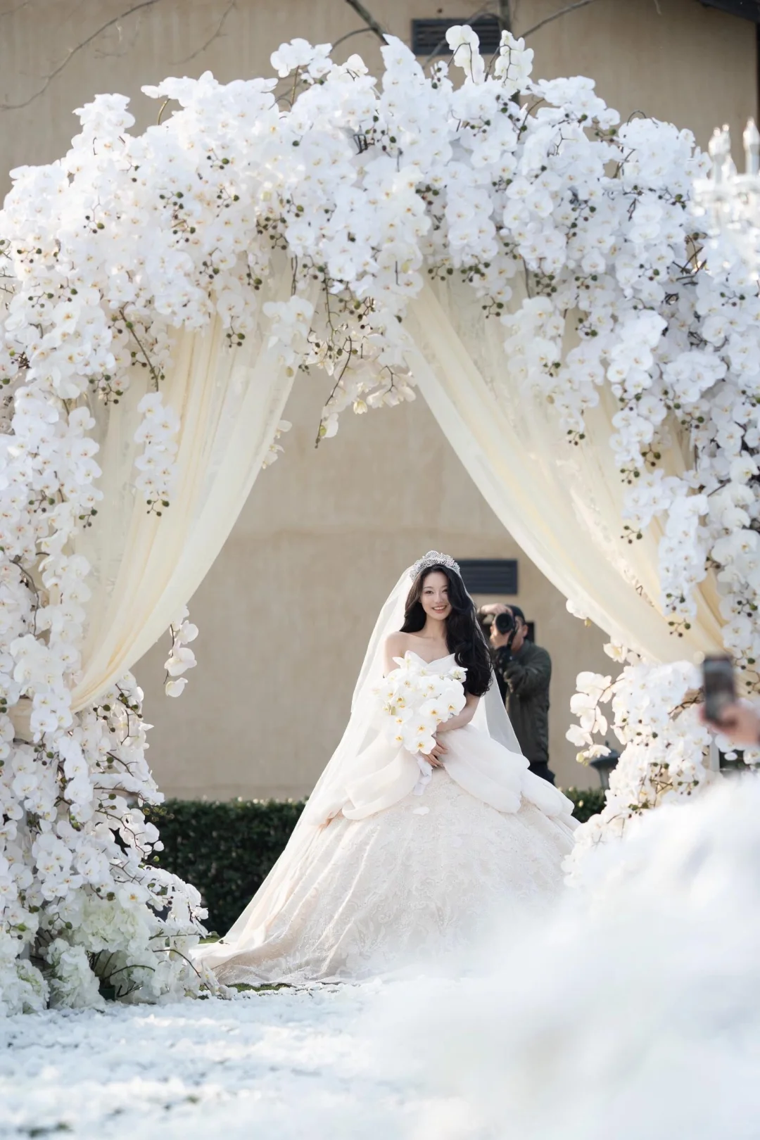 找汕头对摄影感兴趣的年轻人。有老师免费带