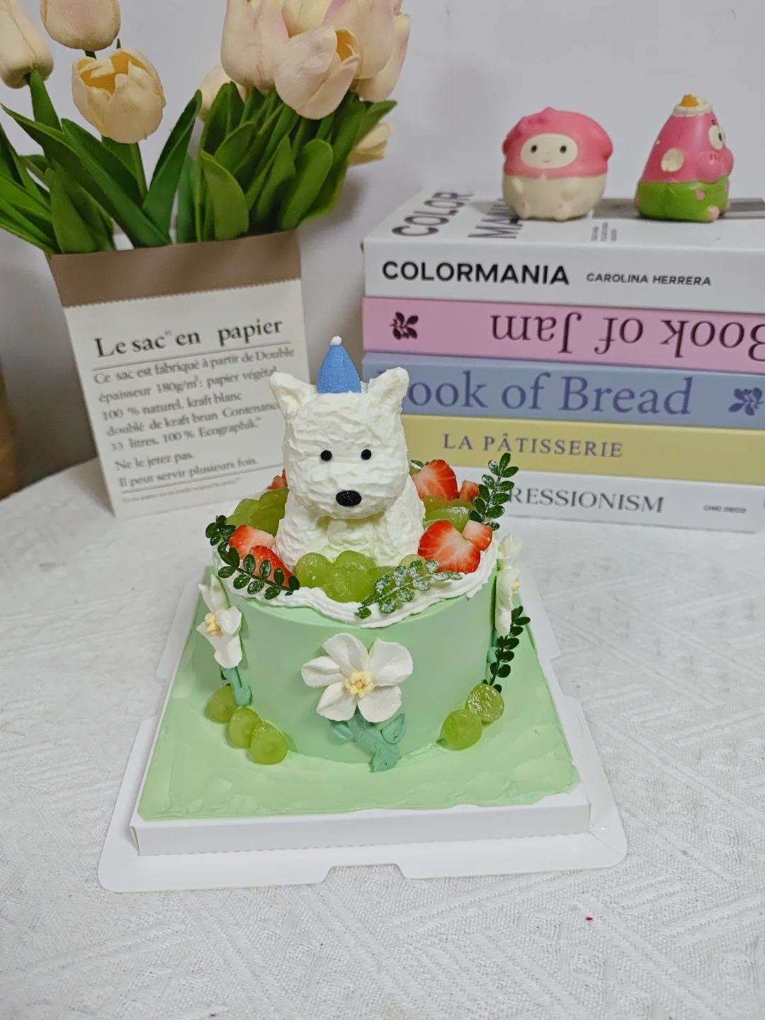 招聘裱花师，月工资5000，包吃住