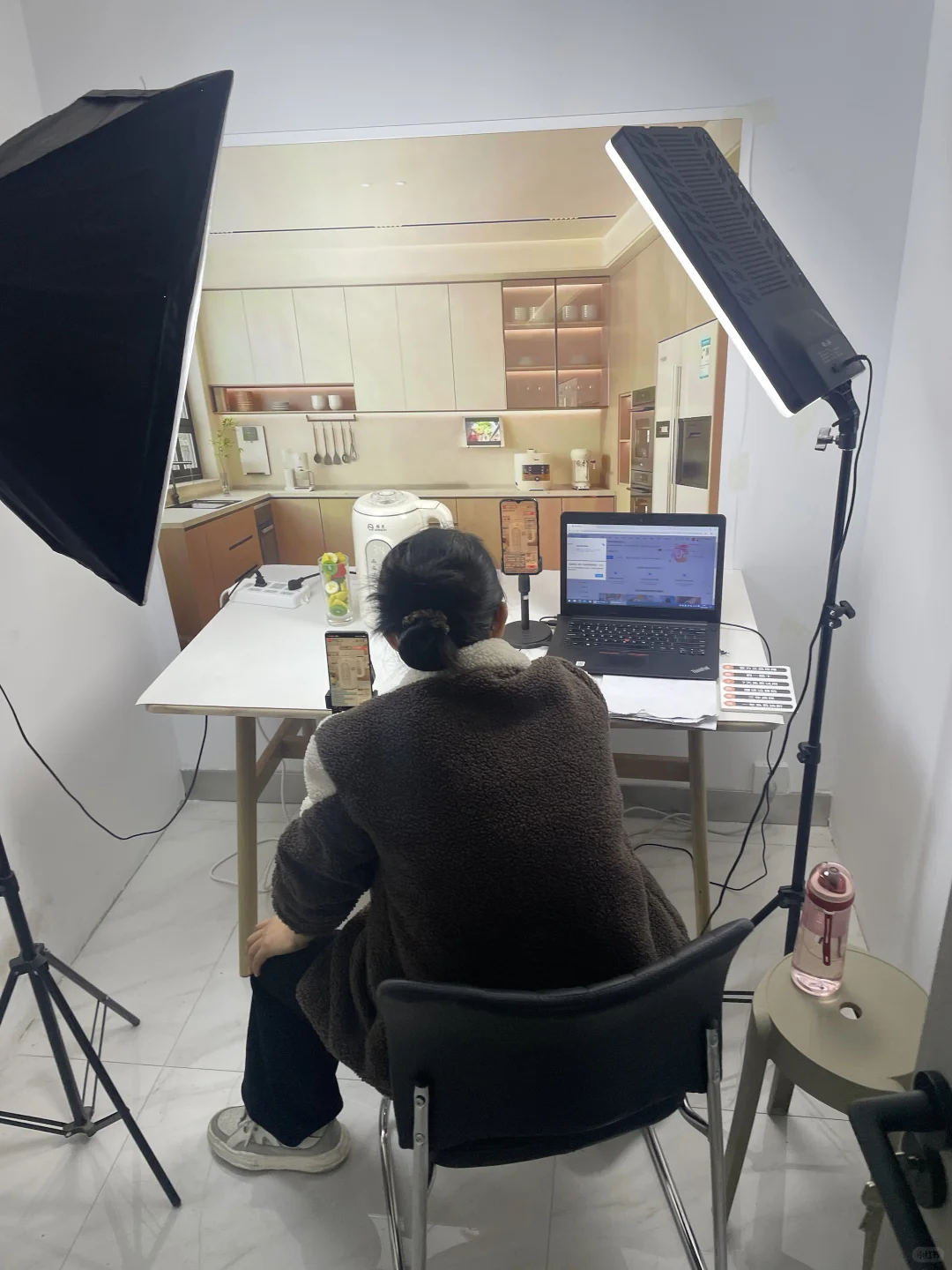 带货主播来两名，可以居家，接受小白