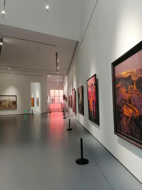 上饶美术馆兼职｜300日结包两餐