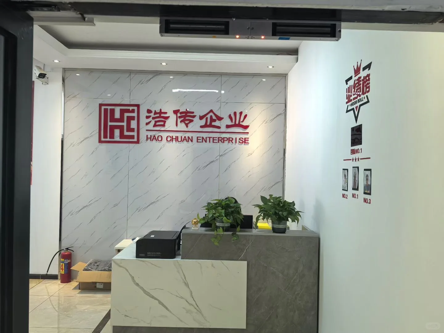 建水 建水 招聘岗位：银行客服5名