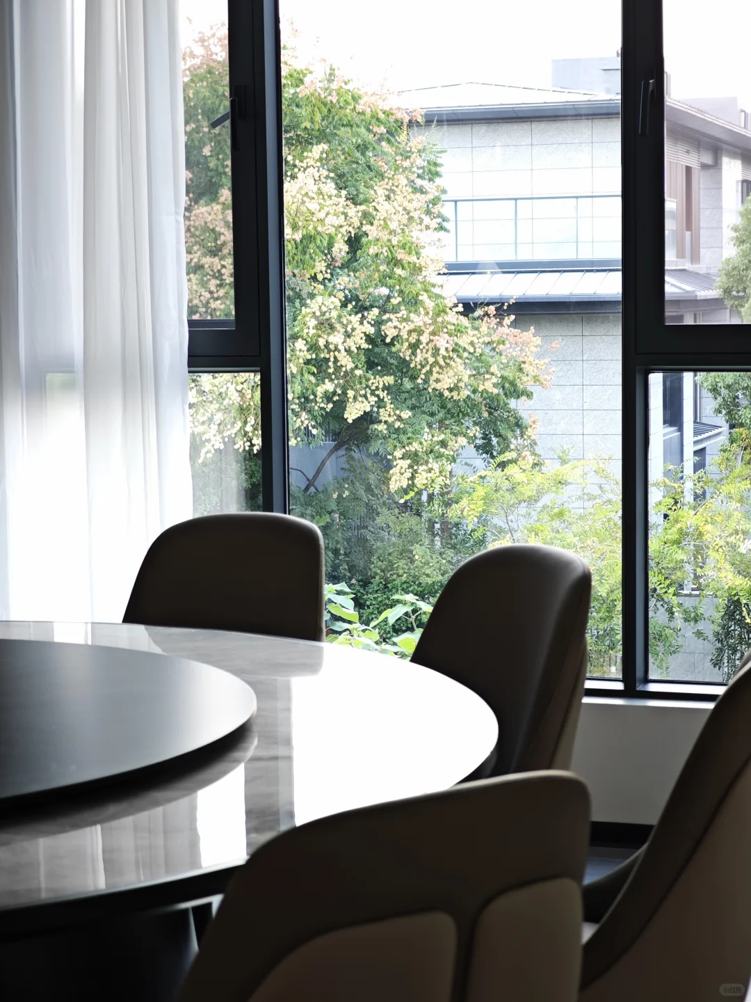 上饶市龙潭湖公园附近中餐厅招服务员