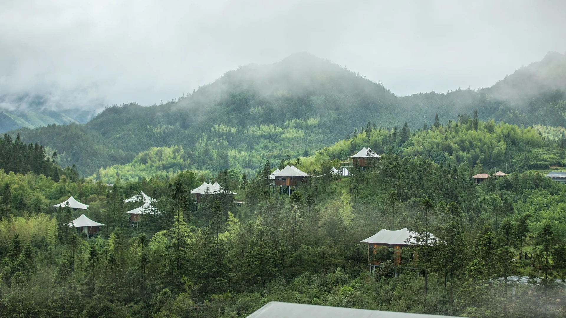 进厂不如进山！湖南郴州民宿招募贴