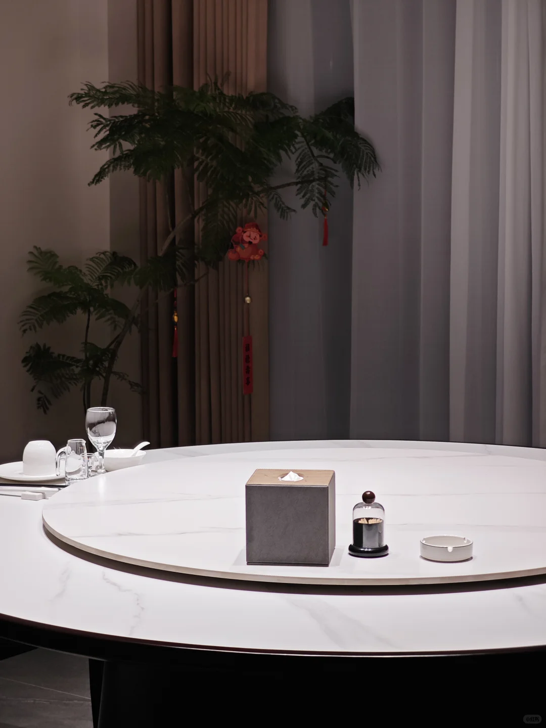 上饶市龙潭湖公园附近中餐厅招服务员