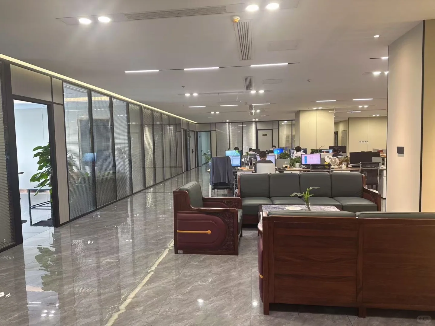 美妆主播班来啦！！！