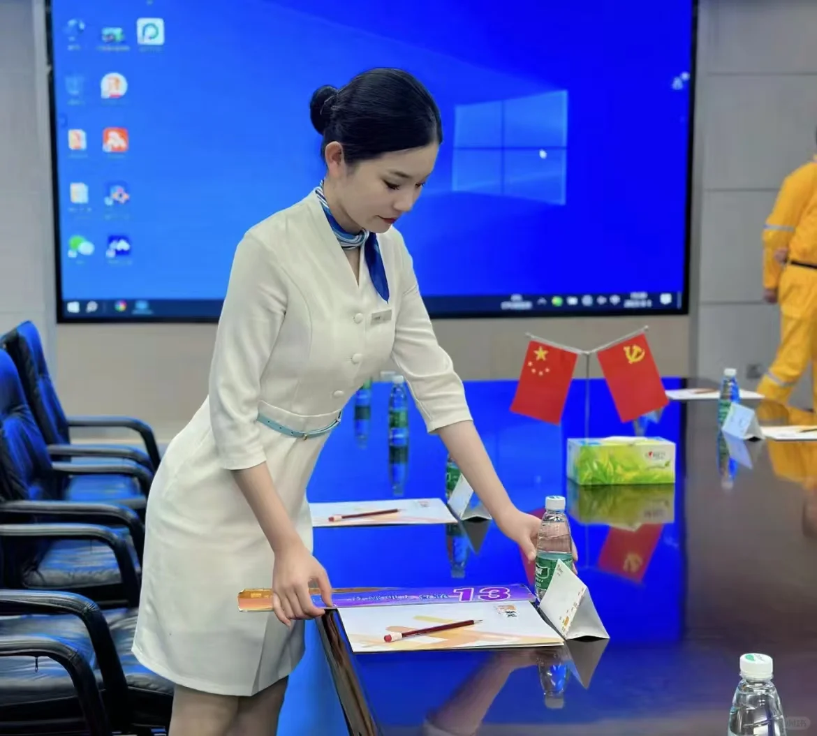 招北京国企会服*5险1金*包吃住*晋升涨薪快