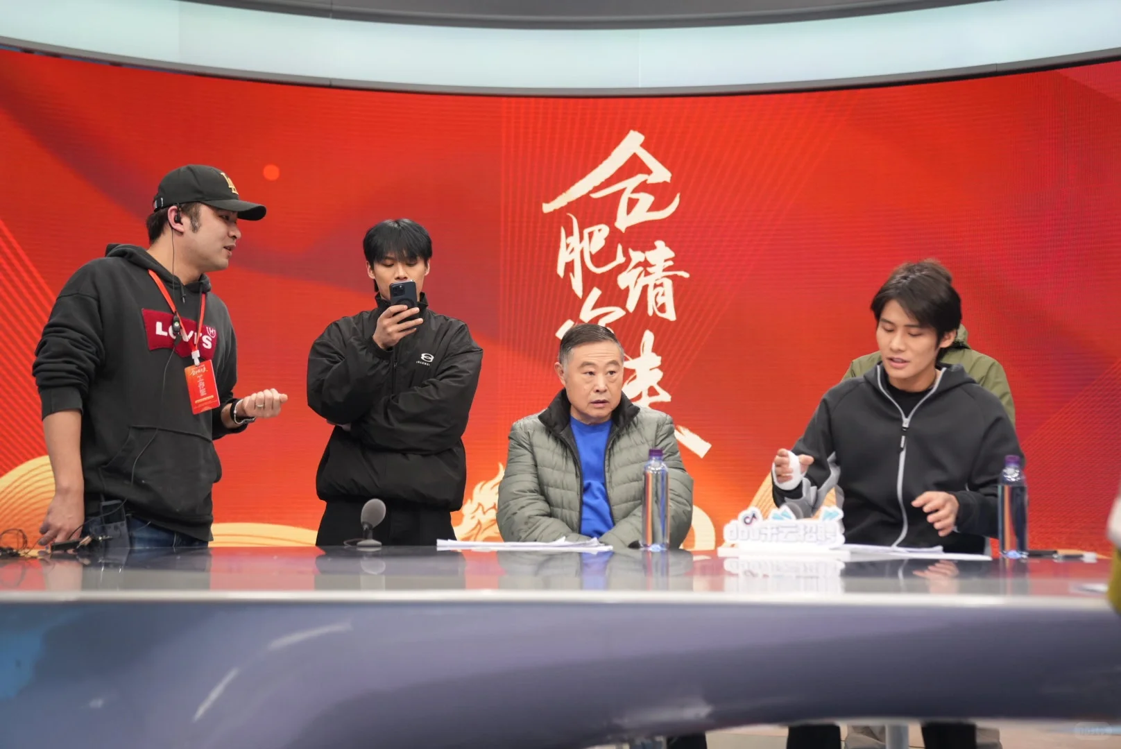 快来看直播！大小杨哥又来帮你找工作了！