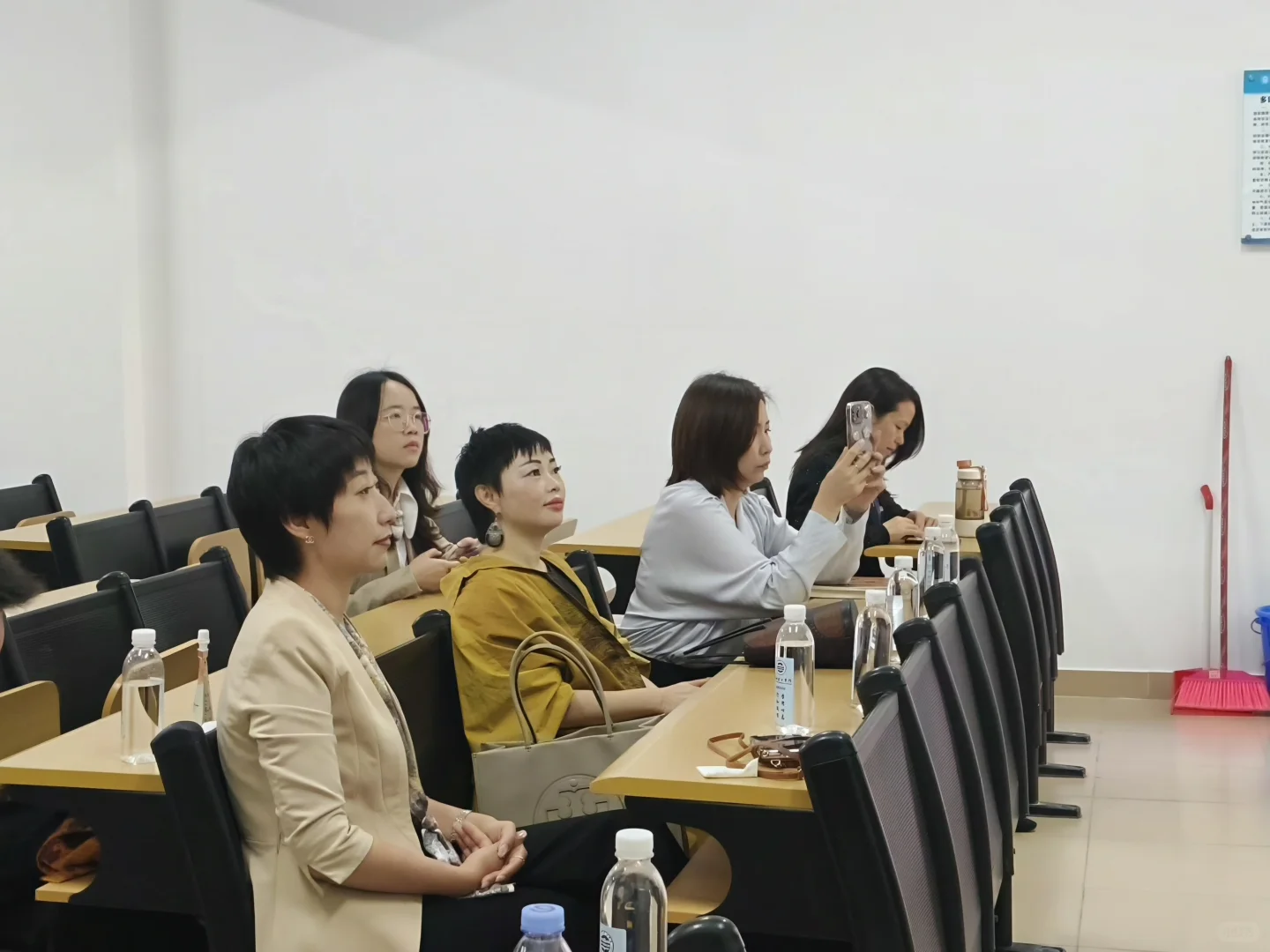 广州专场招聘会圆满落幕，职场新篇由此开启