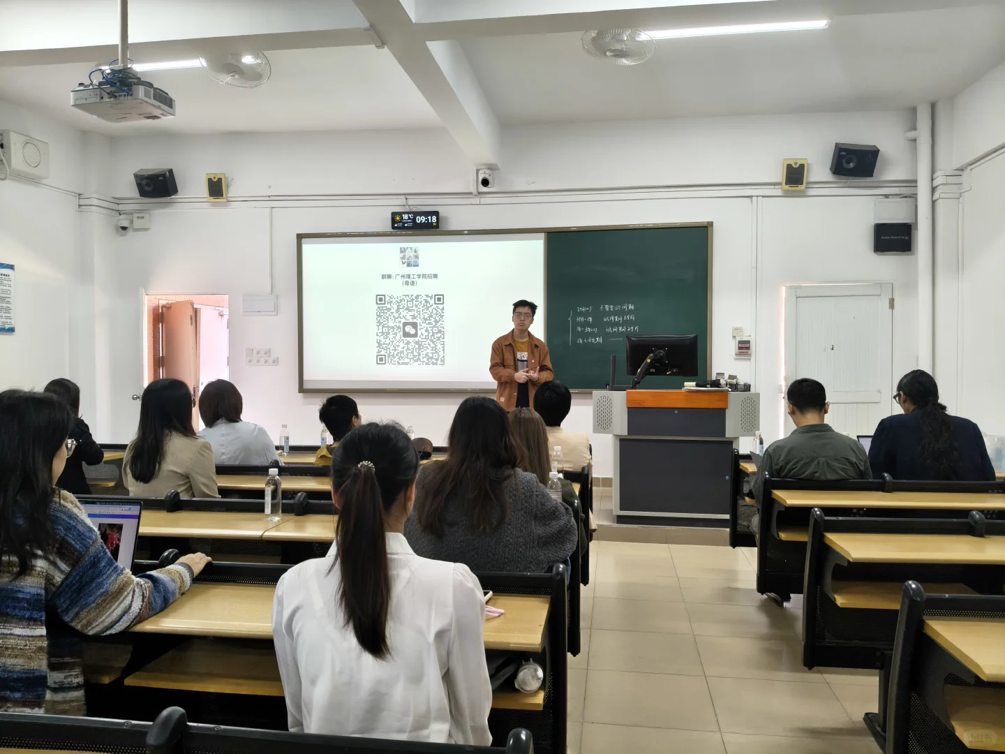 广州专场招聘会圆满落幕，职场新篇由此开启