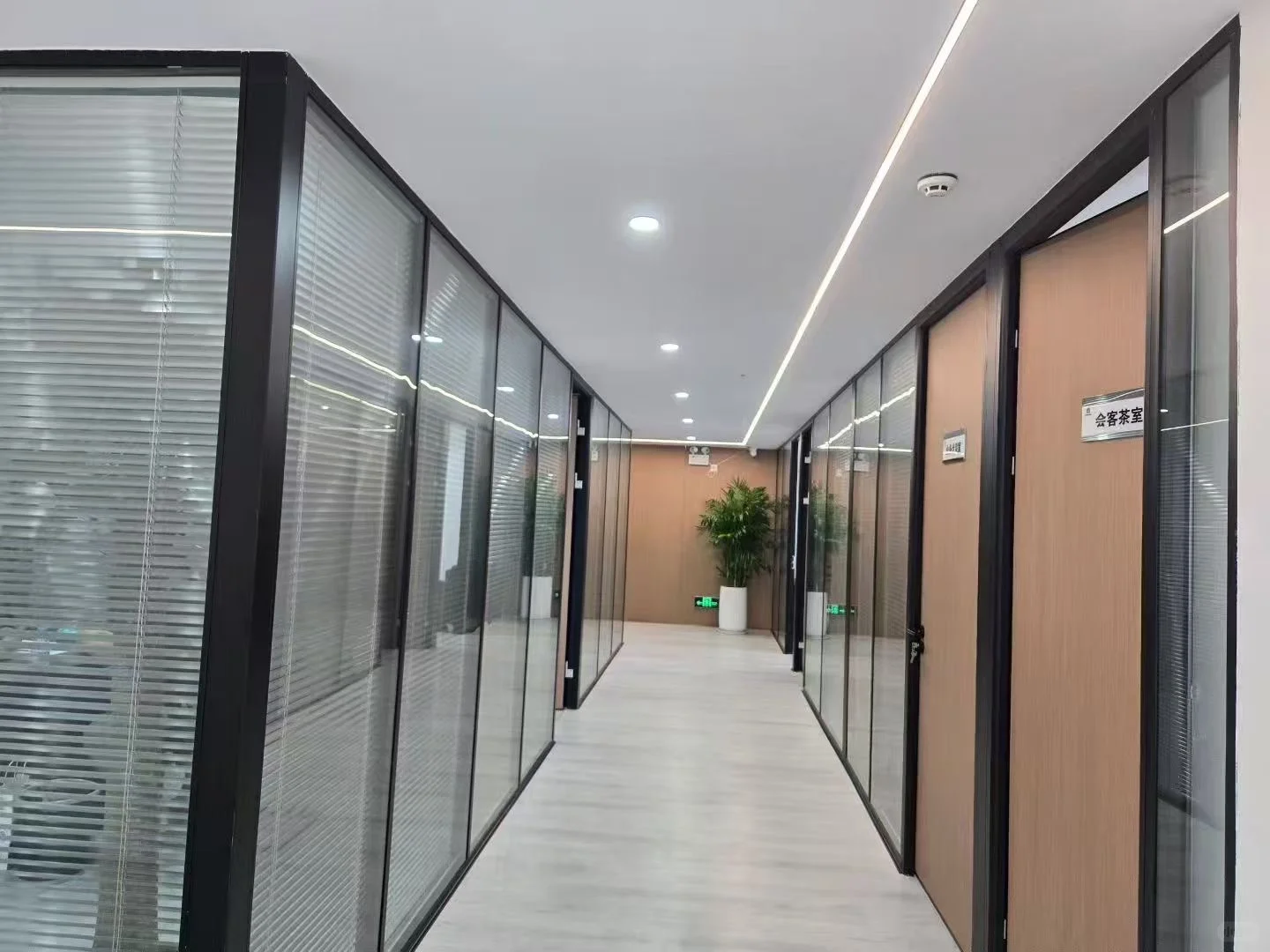 娄底市中心万豪招人招人招人！