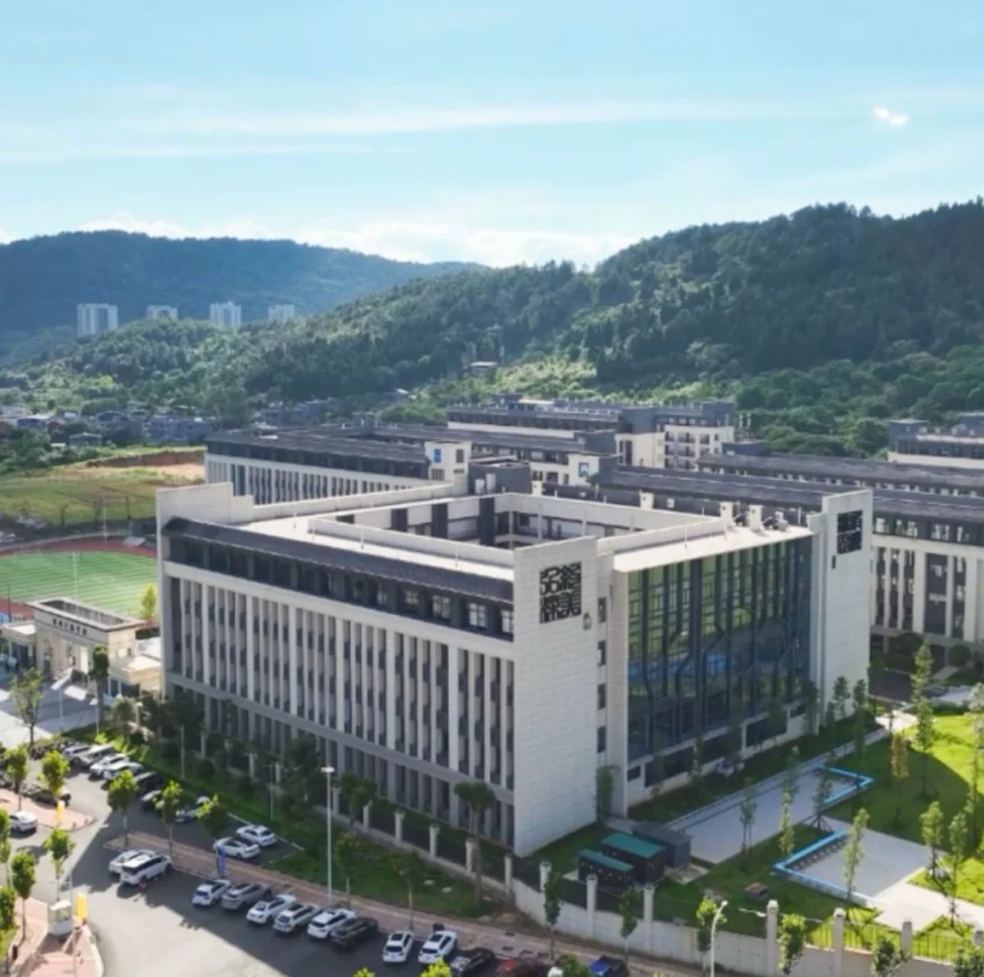 各学科教师｜郴州丰祺学校招聘高中教师