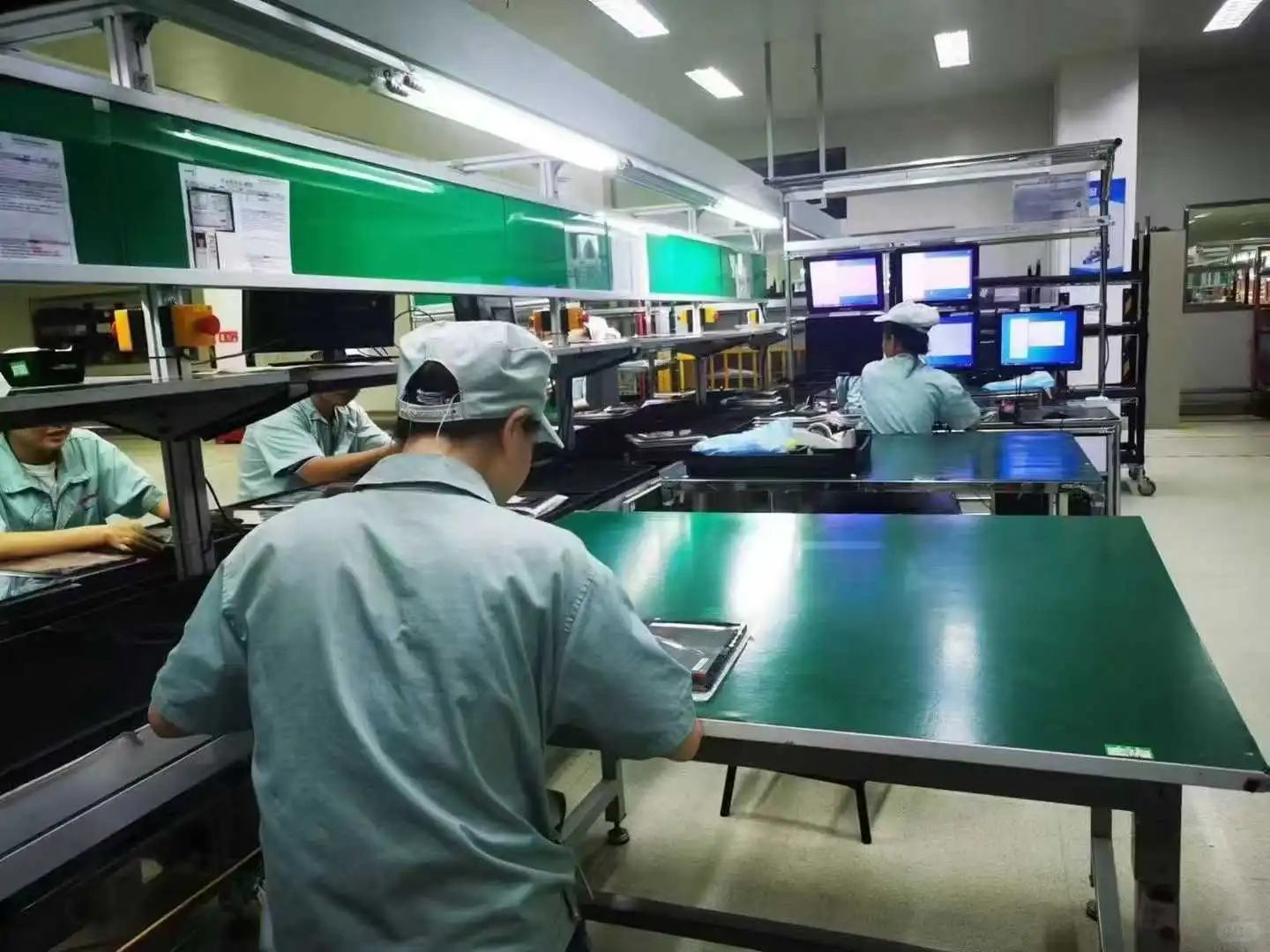 株洲西站天易科技城长白班普工! 坐班!