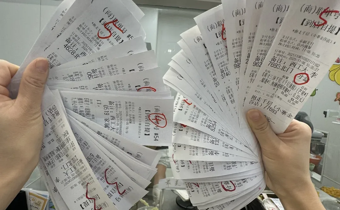 西安抱走千层直招实习主播！