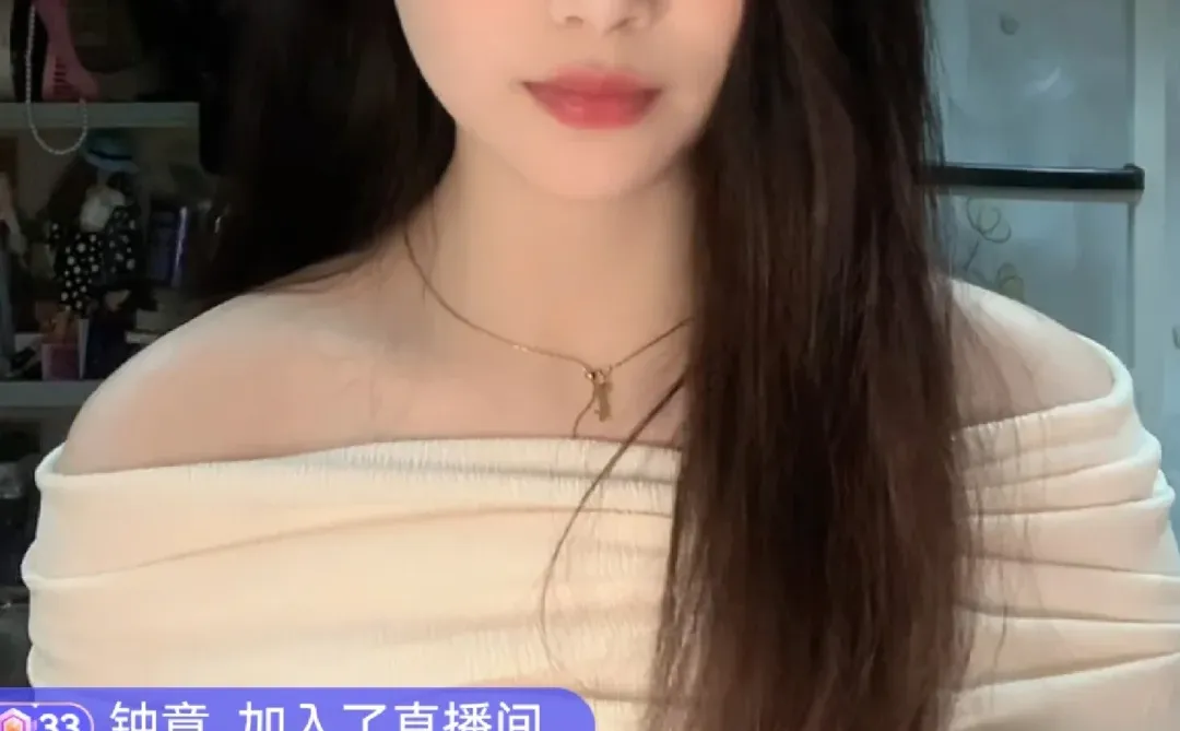 大学生第一个月做娱播赚2.3w的直播经验