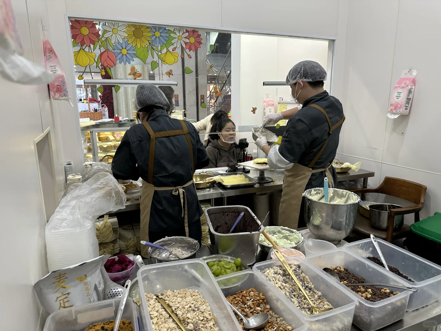 西安抱走千层直招实习主播！