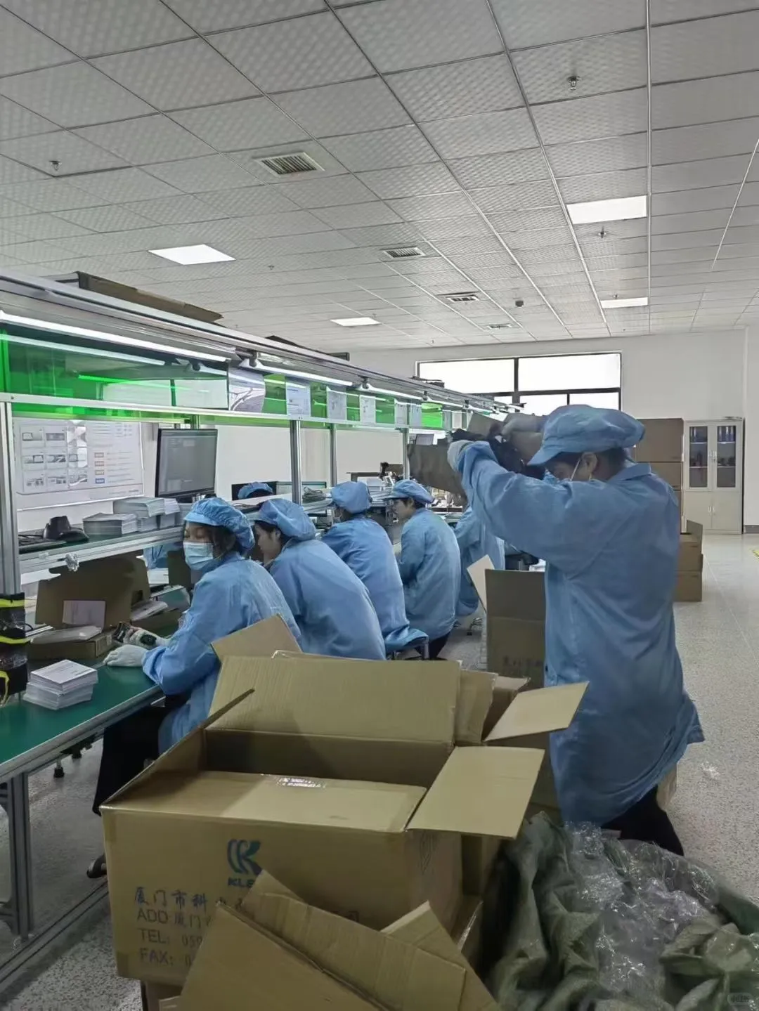 长白班，坐班，静电服，不体检，不面试