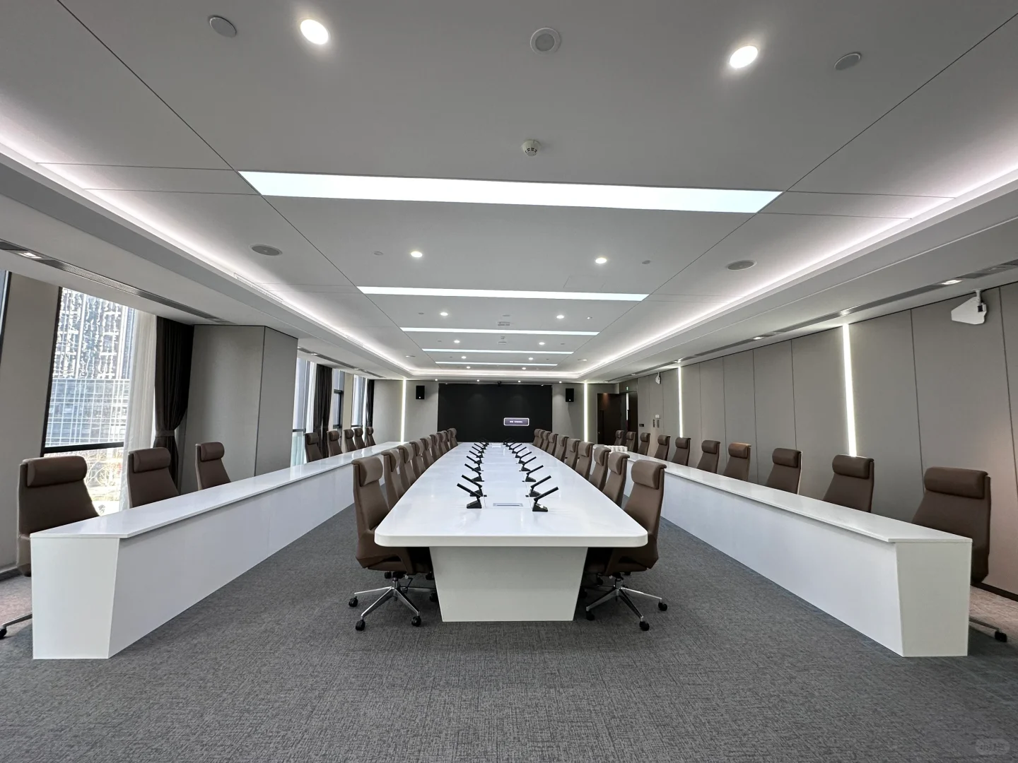 招聘会务小姐姐👧