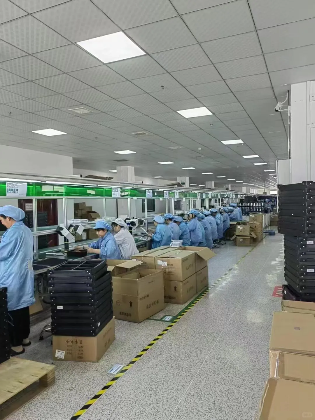 长白班，坐班，静电服，不体检，不面试