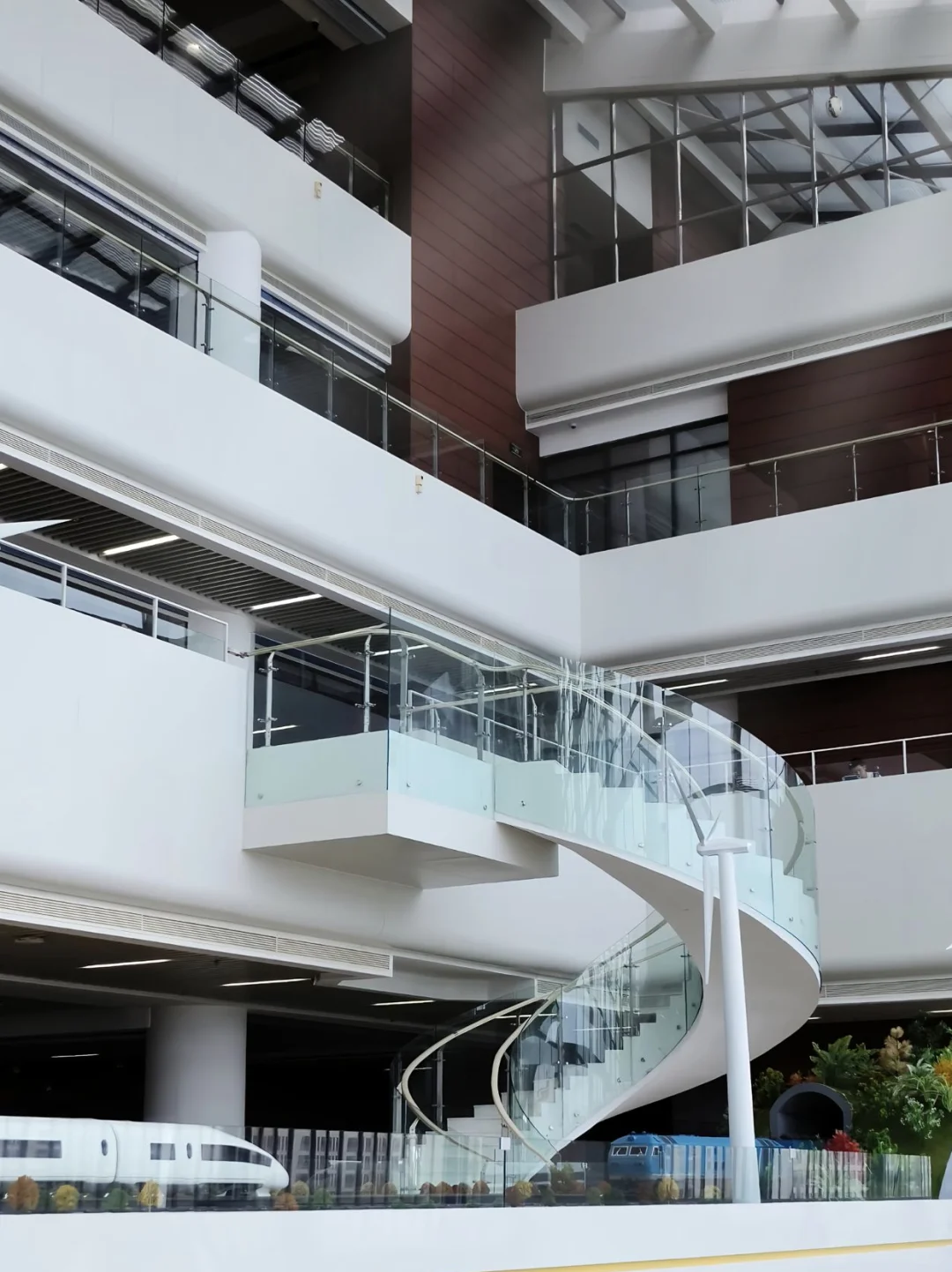 不是打击唐山体制内，但考华北理工大学..