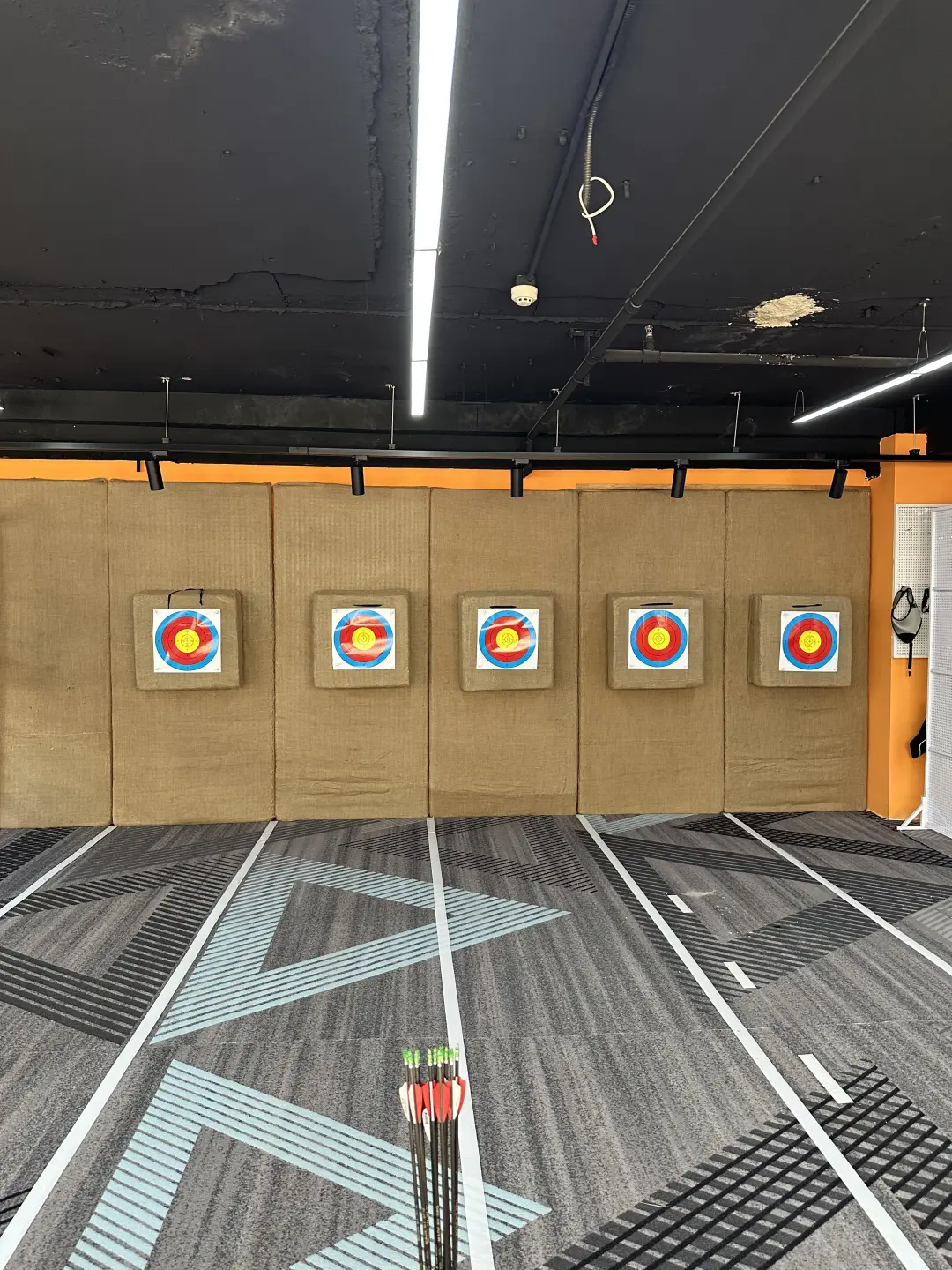 宜宾🏹射箭馆兼职 日结190 有暖饮