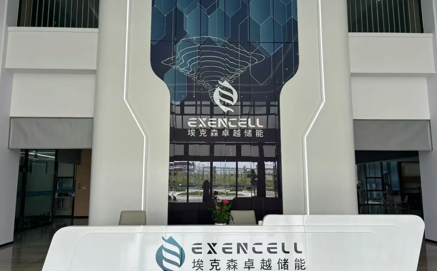 招聘实习生啦～周末双休，五险一金