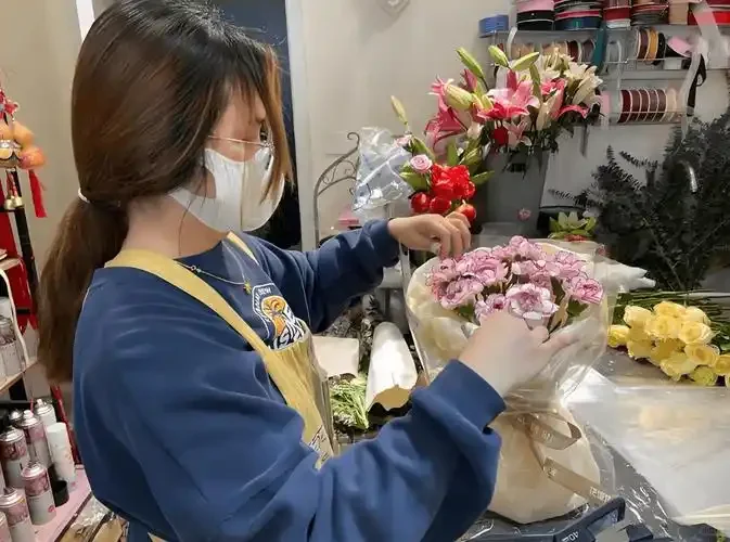 成都花店招募日结200 ! ! !