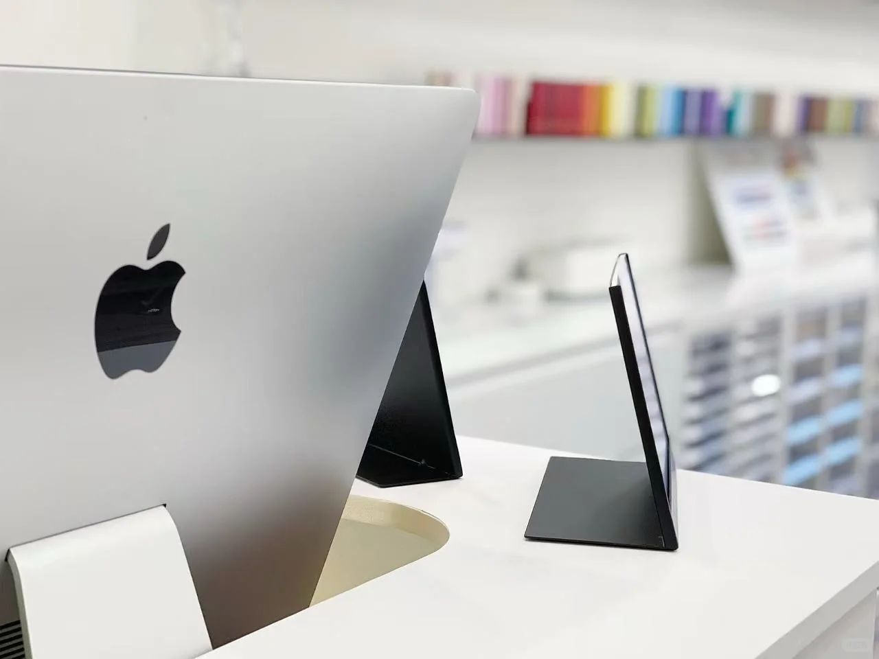 成都万象城招聘美甲美睫师