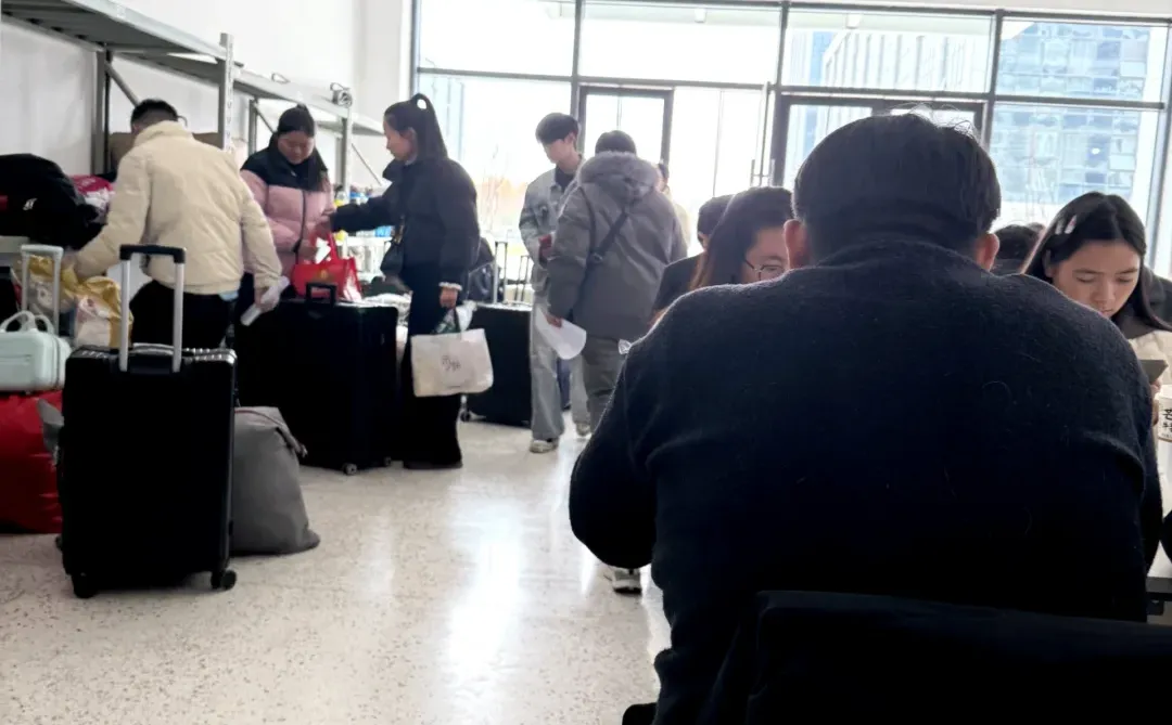 家门口的小厂，真心不错，上床下桌贼好。